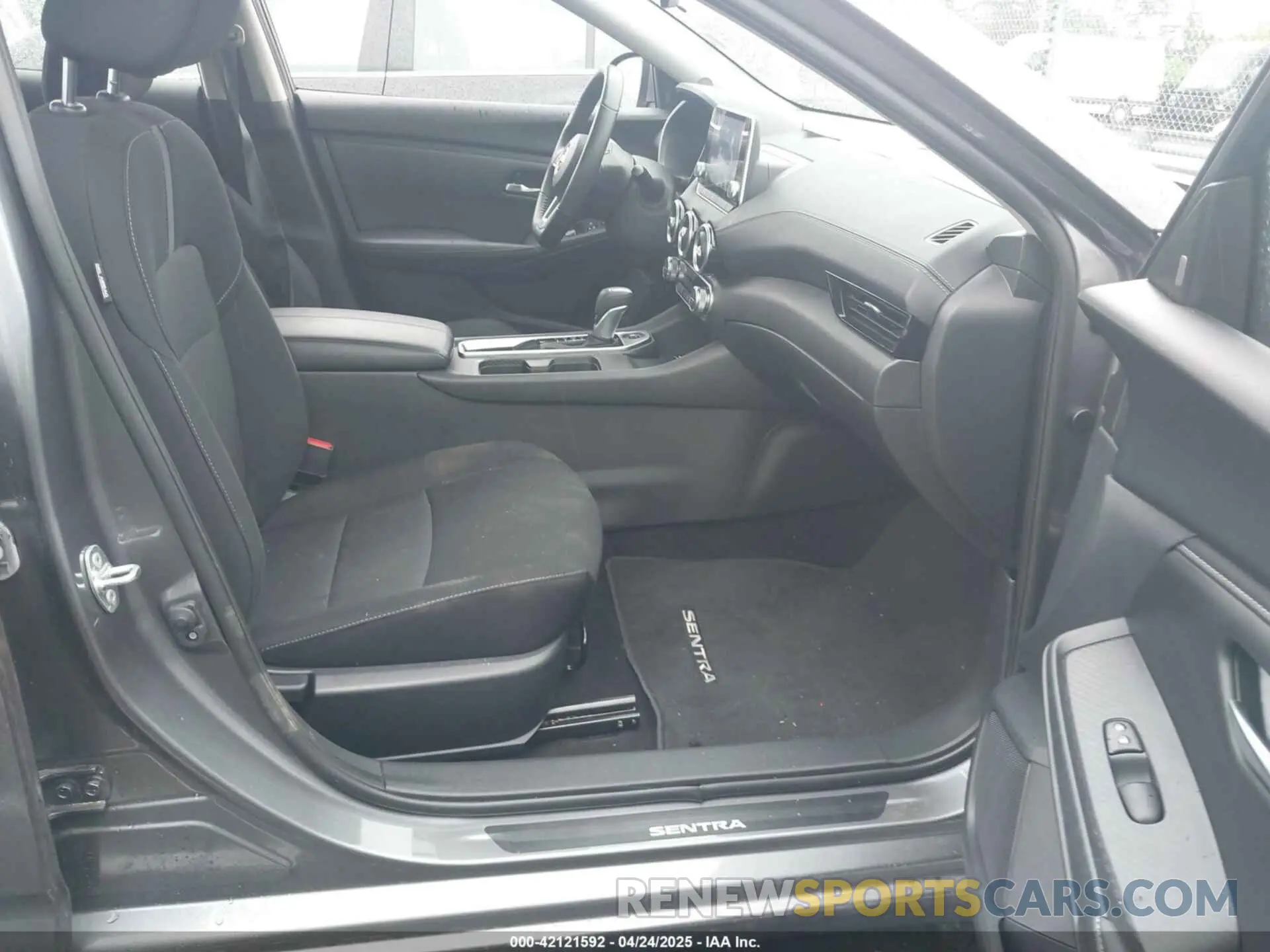 5 Фотография поврежденного автомобиля 3N1AB8CV0RY205148 NISSAN SENTRA 2024
