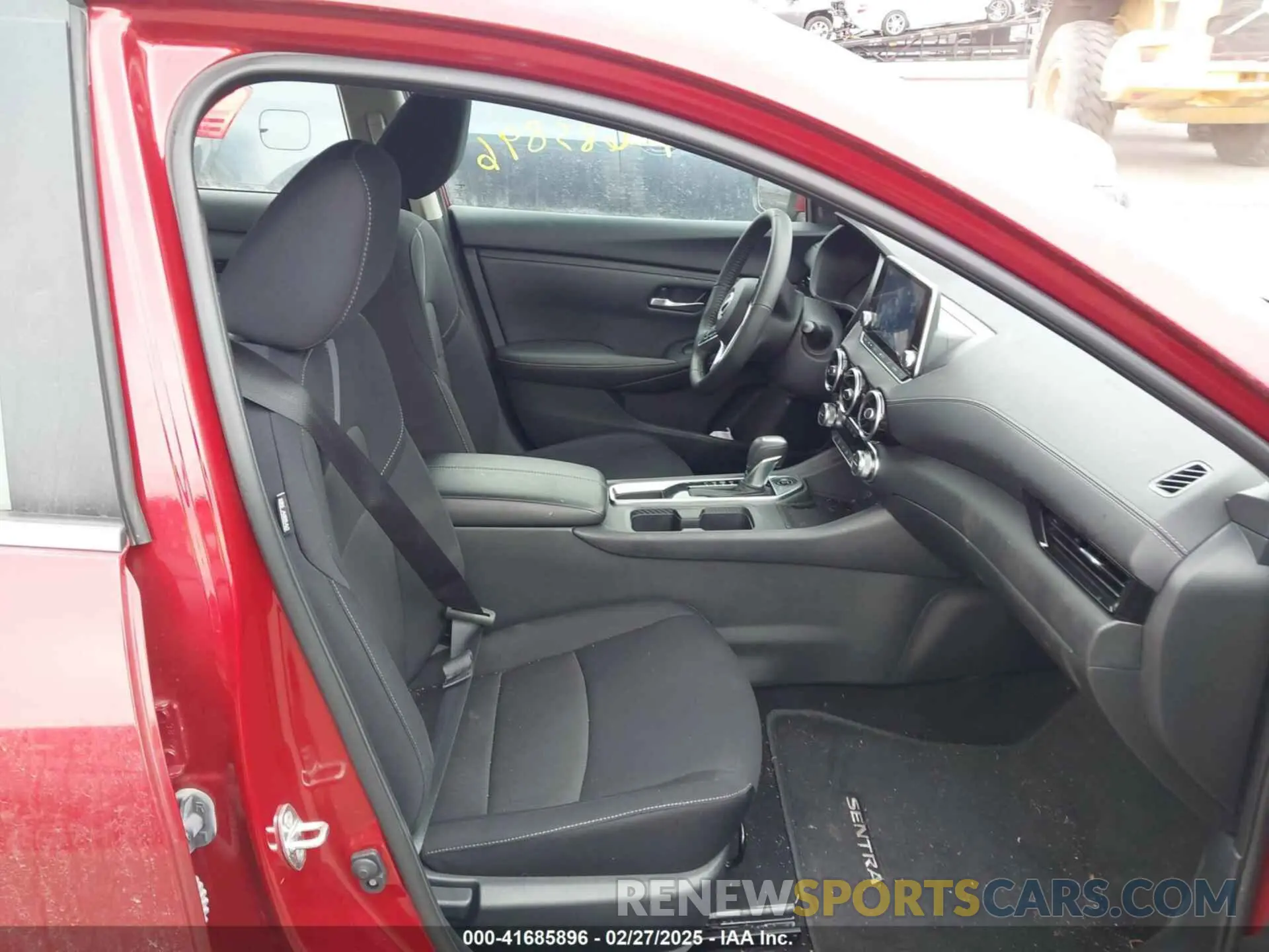 5 Фотография поврежденного автомобиля 3N1AB8CV0RY211600 NISSAN SENTRA 2024