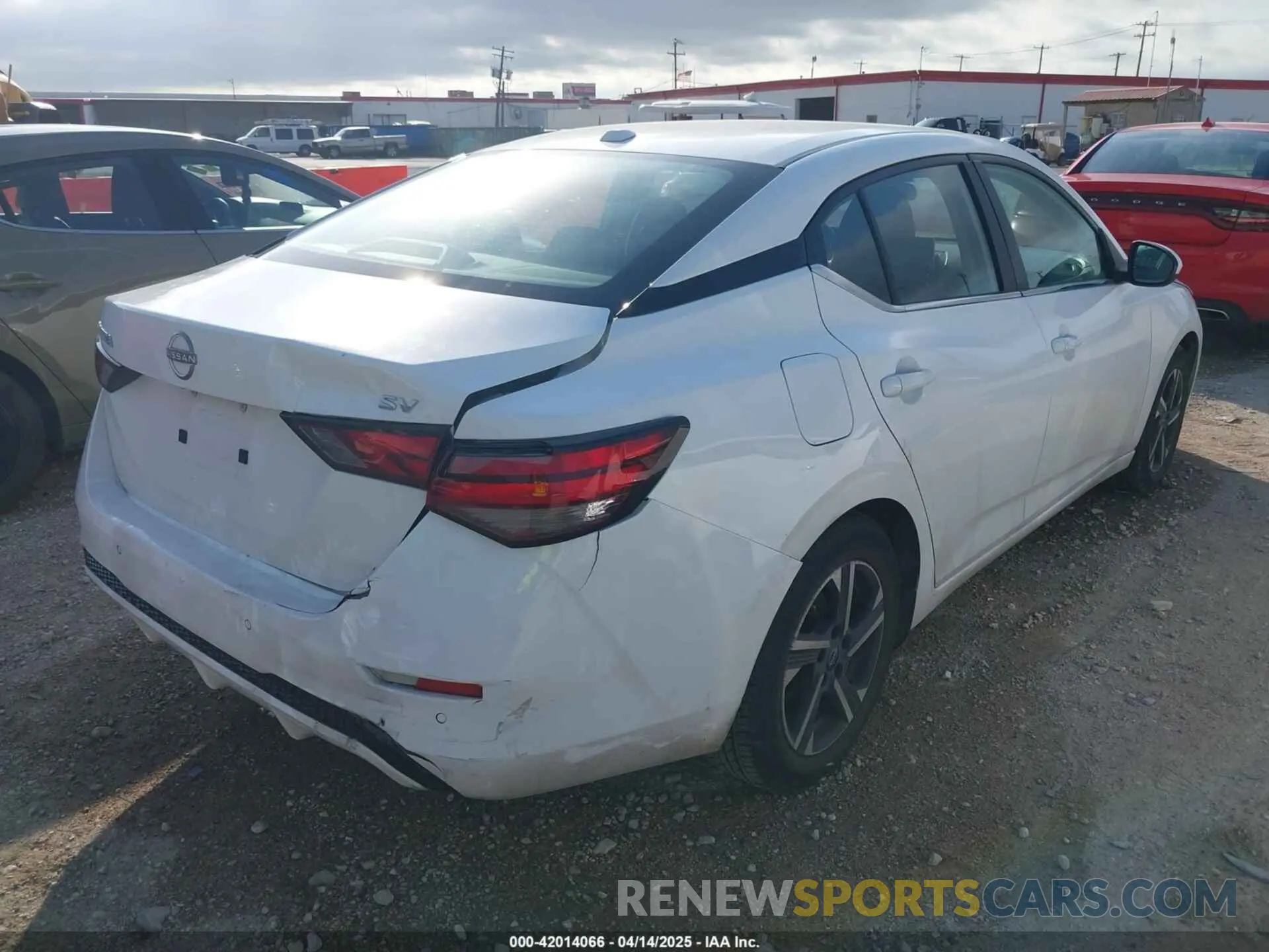 4 Фотография поврежденного автомобиля 3N1AB8CV0RY292369 NISSAN SENTRA 2024
