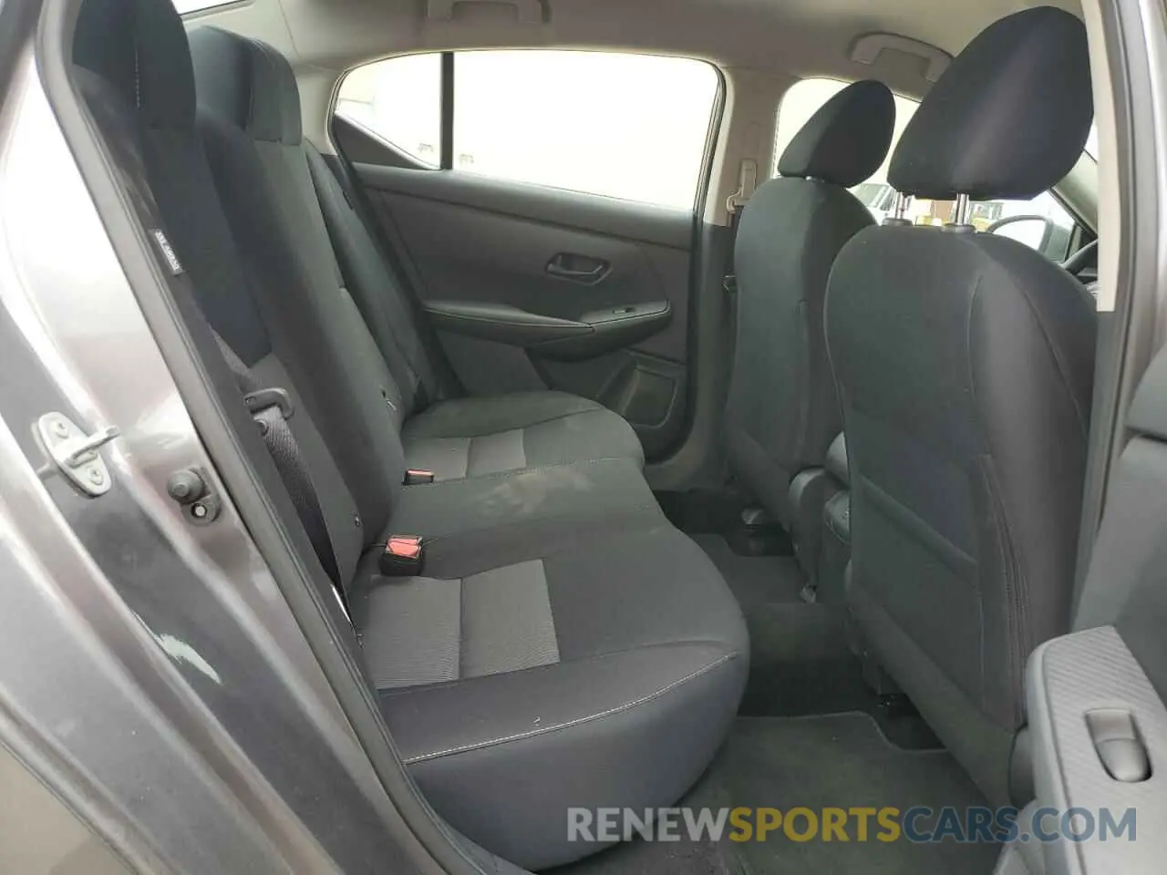 10 Фотография поврежденного автомобиля 3N1AB8CV0RY341571 NISSAN SENTRA 2024