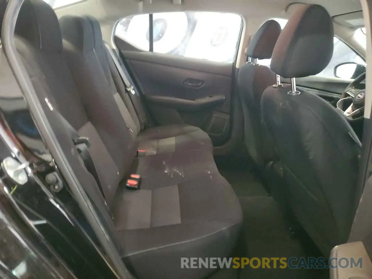 10 Фотография поврежденного автомобиля 3N1AB8CV0RY348911 NISSAN SENTRA 2024