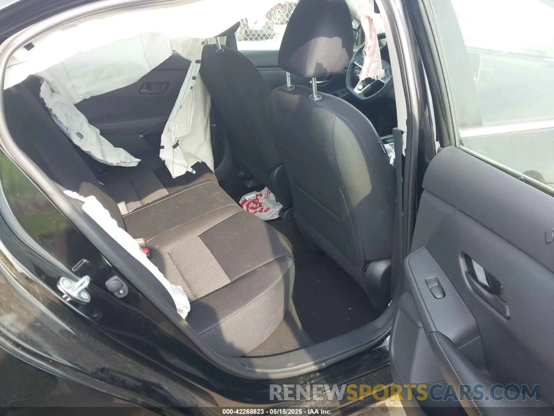8 Фотография поврежденного автомобиля 3N1AB8CV1RY279100 NISSAN SENTRA 2024
