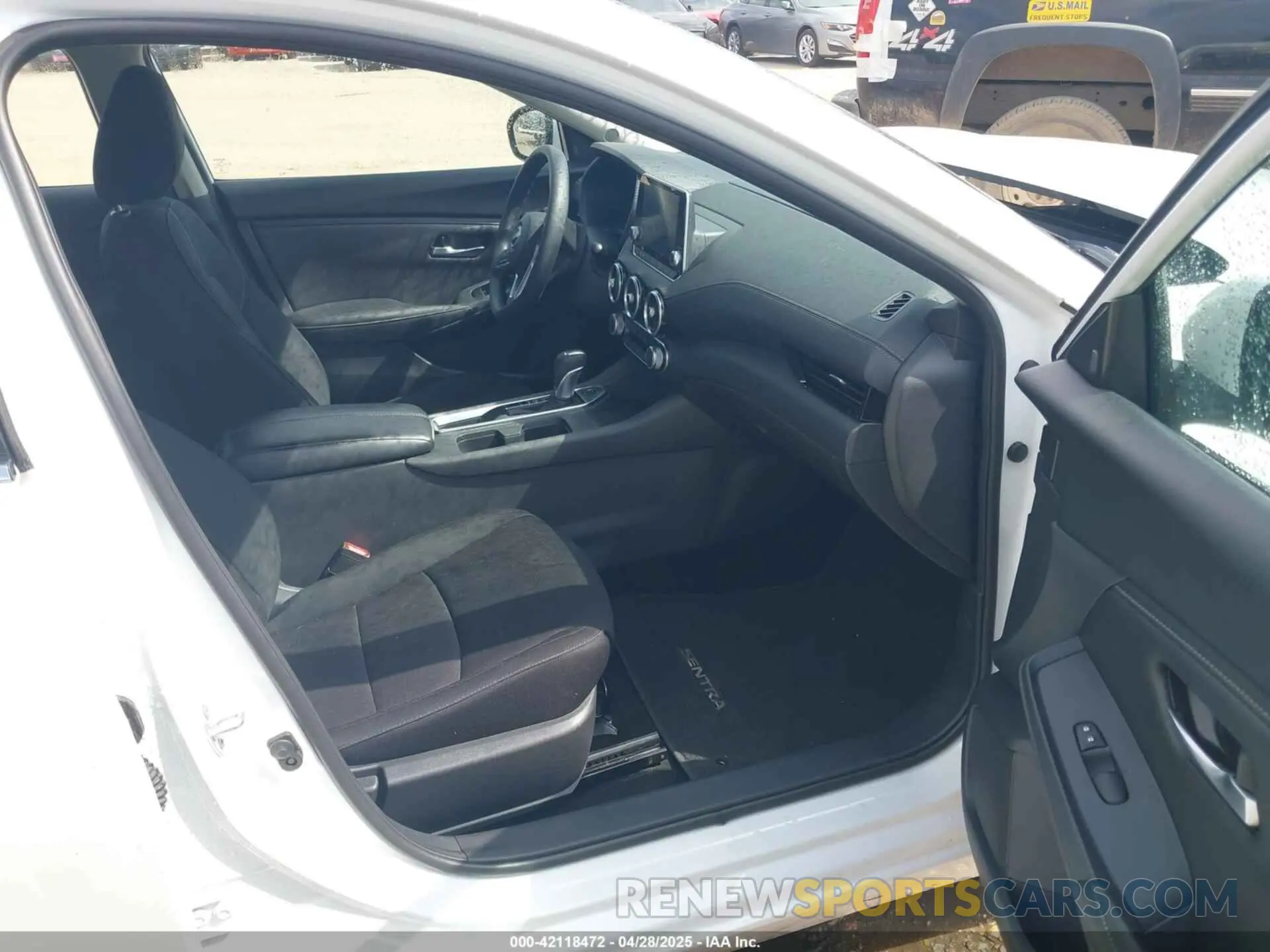 5 Photograph of a damaged car 3N1AB8CV2RY352636 NISSAN SENTRA 2024