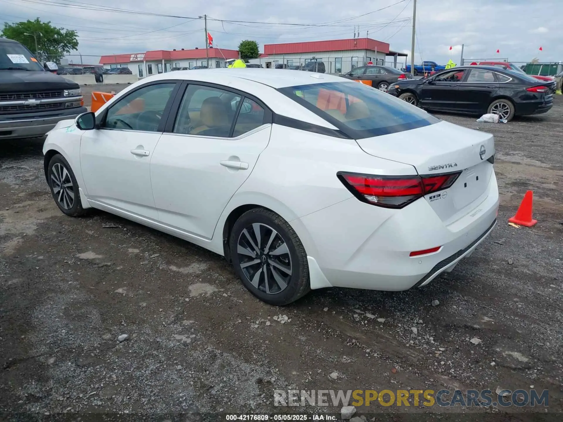 3 Фотография поврежденного автомобиля 3N1AB8CV2RY383613 NISSAN SENTRA 2024