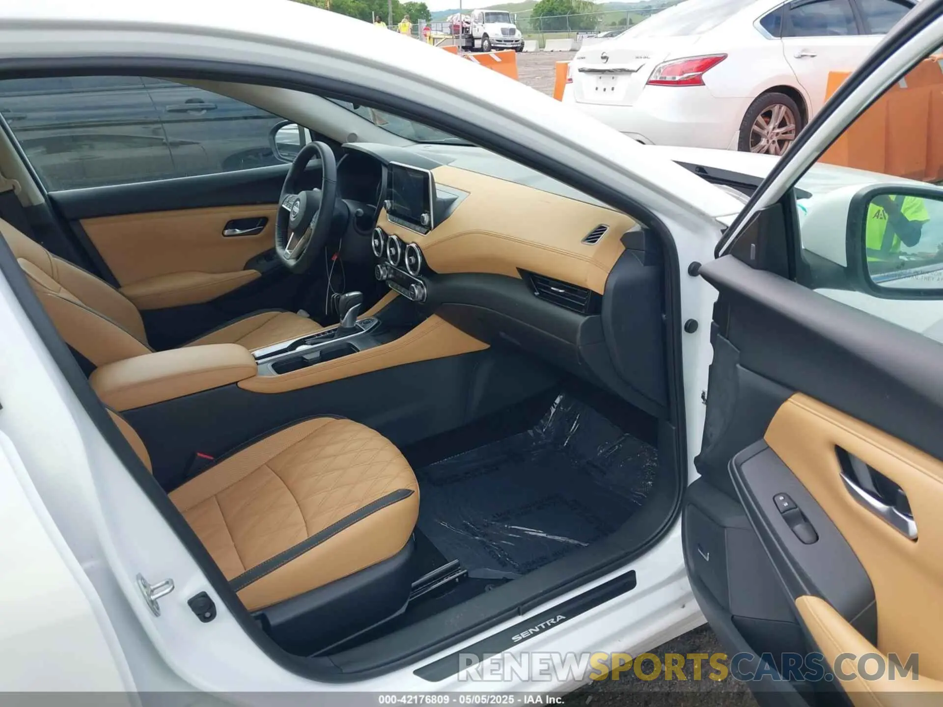 5 Фотография поврежденного автомобиля 3N1AB8CV2RY383613 NISSAN SENTRA 2024