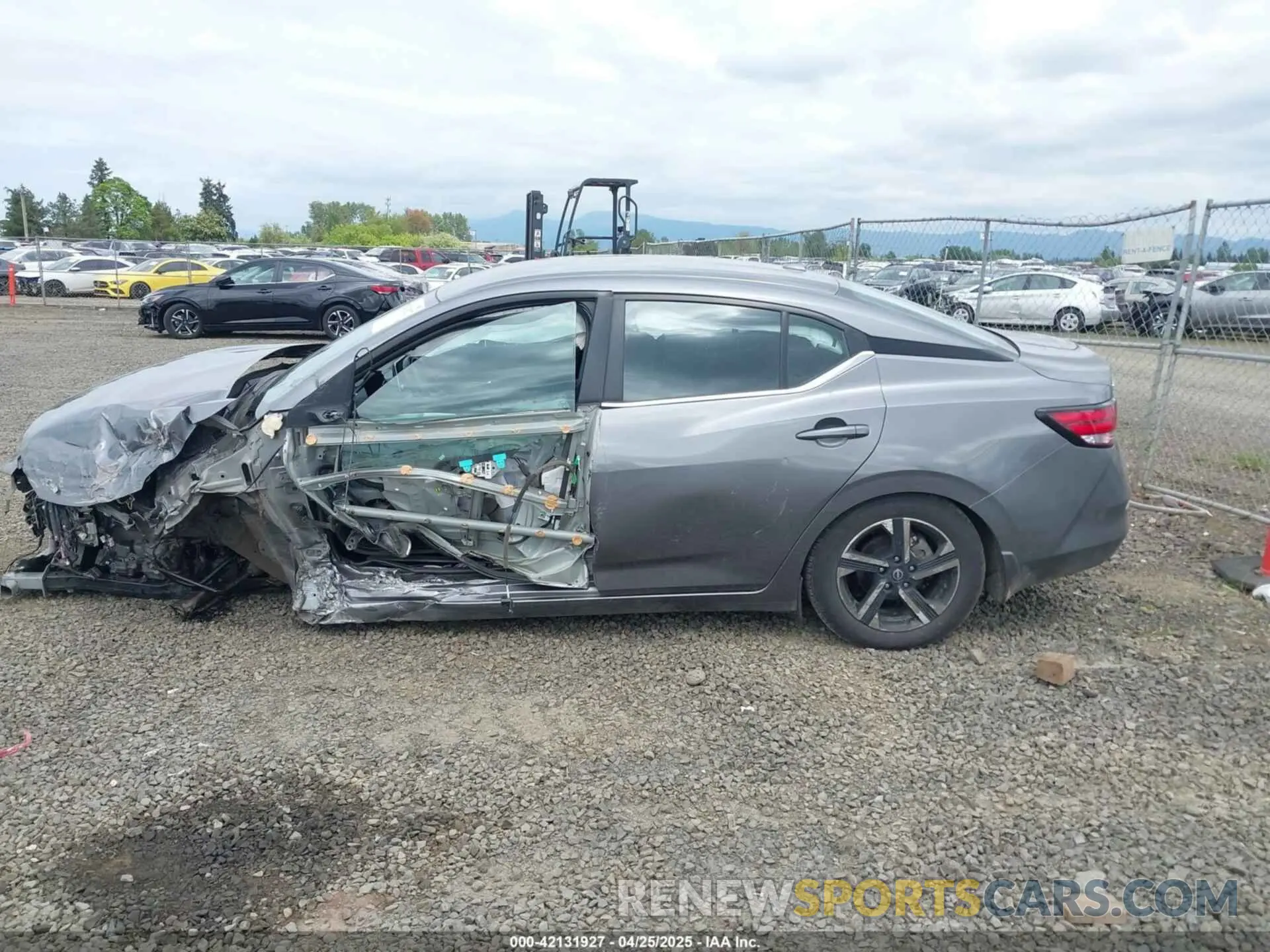 15 Фотография поврежденного автомобиля 3N1AB8CV3RY204396 NISSAN SENTRA 2024