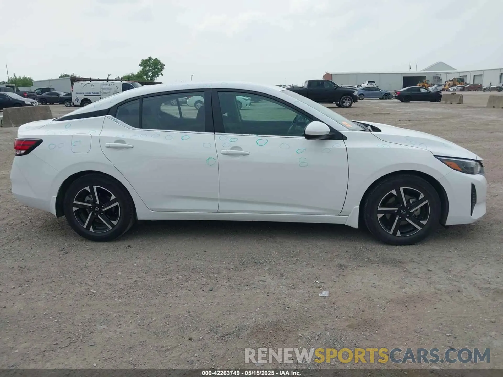 13 Фотография поврежденного автомобиля 3N1AB8CV3RY225314 NISSAN SENTRA 2024
