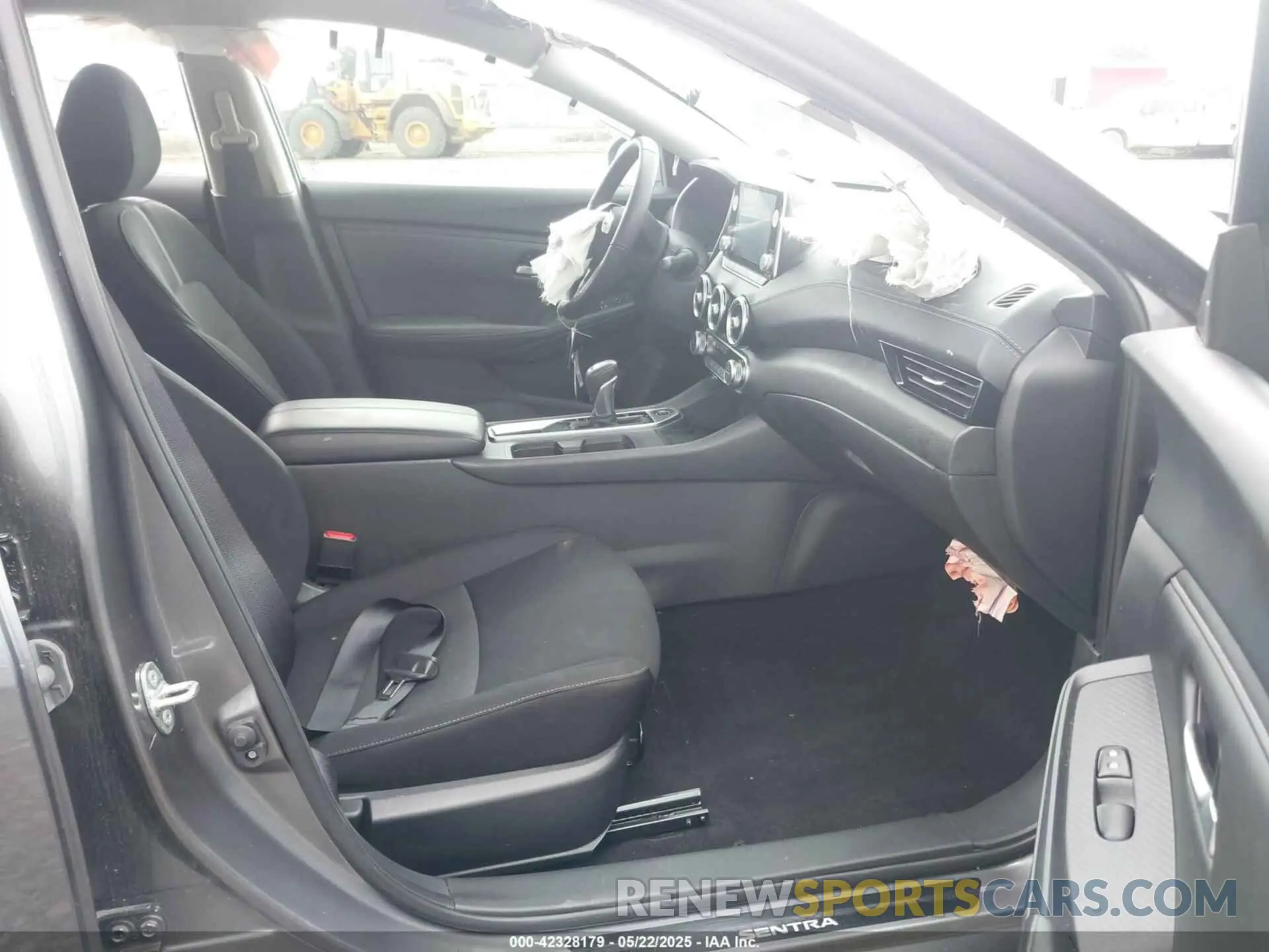 5 Фотография поврежденного автомобиля 3N1AB8CV4RY210272 NISSAN SENTRA 2024