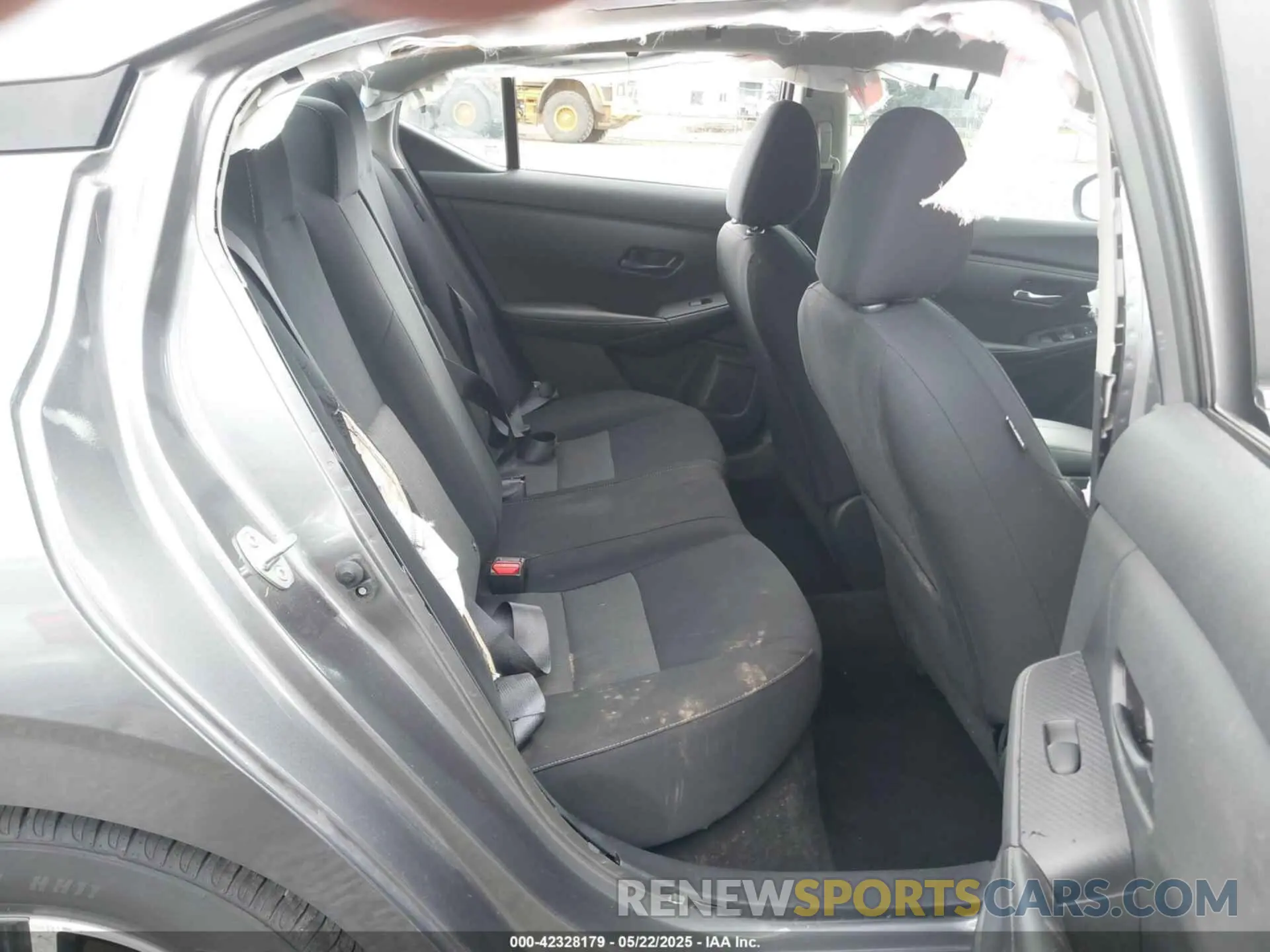8 Фотография поврежденного автомобиля 3N1AB8CV4RY210272 NISSAN SENTRA 2024