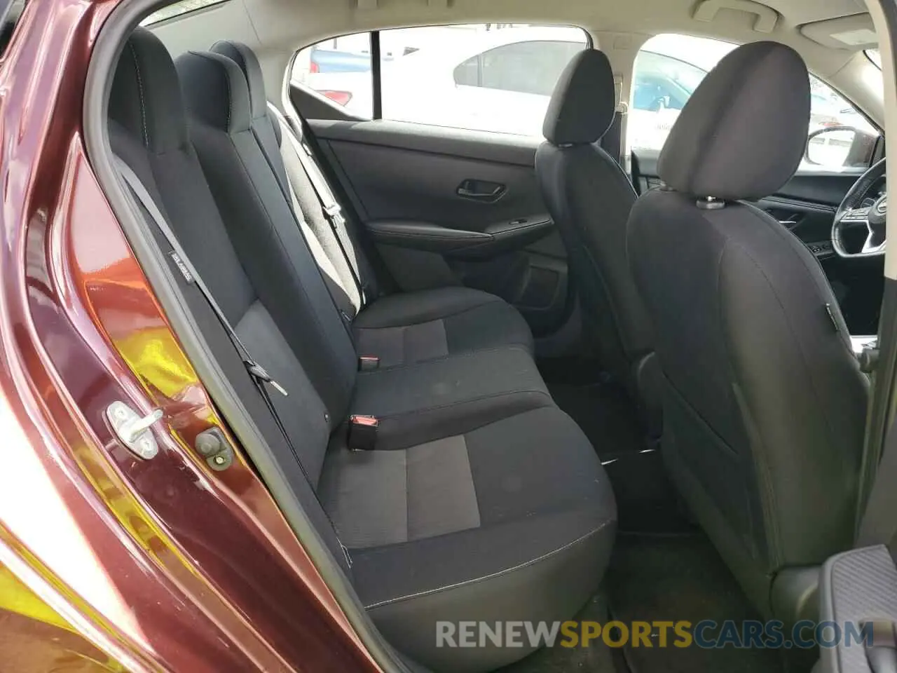 10 Фотография поврежденного автомобиля 3N1AB8CV4RY220669 NISSAN SENTRA 2024