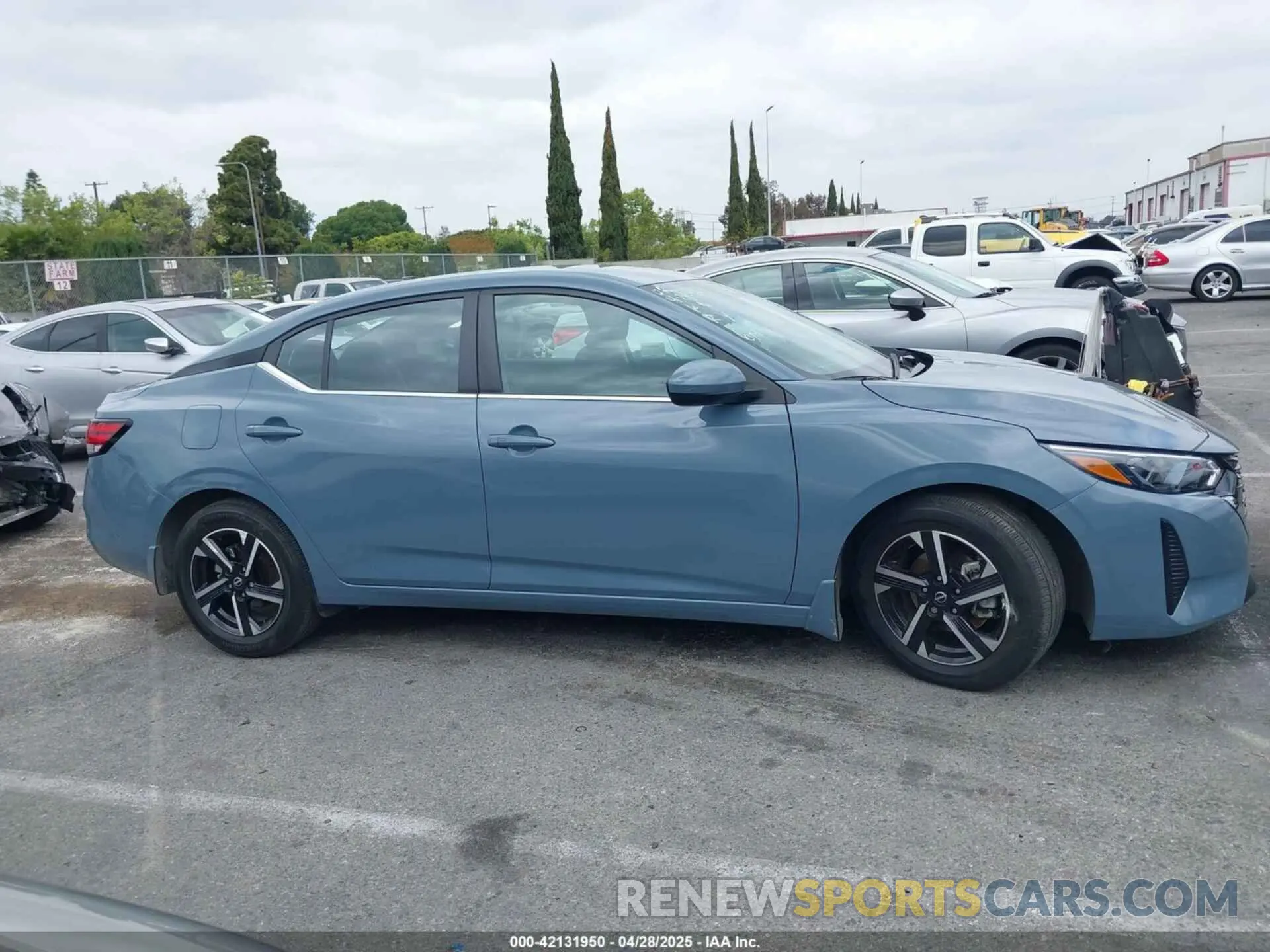 14 Photograph of a damaged car 3N1AB8CV4RY260119 NISSAN SENTRA 2024