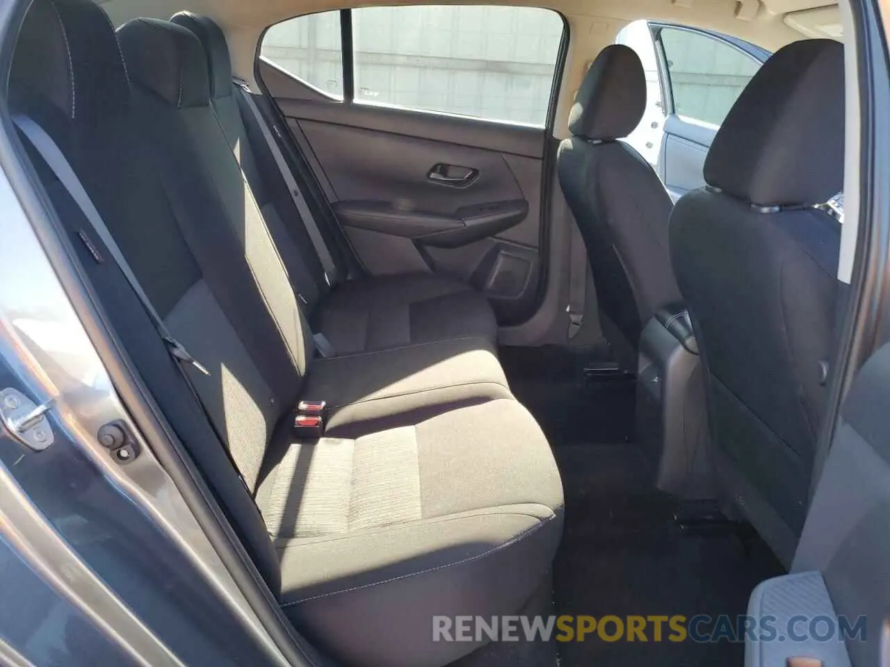 11 Фотография поврежденного автомобиля 3N1AB8CV4RY262338 NISSAN SENTRA 2024