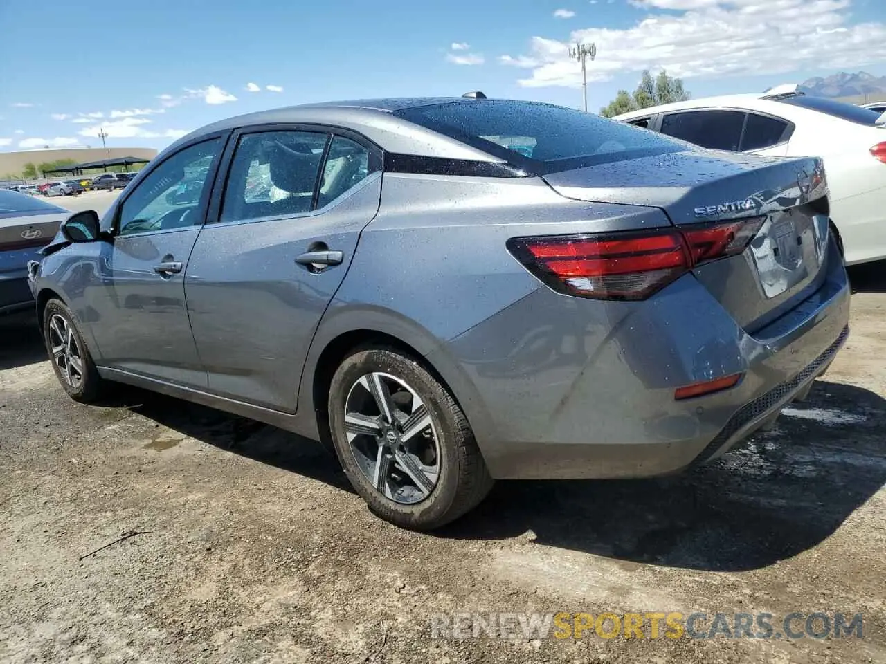 2 Фотография поврежденного автомобиля 3N1AB8CV4RY267765 NISSAN SENTRA 2024