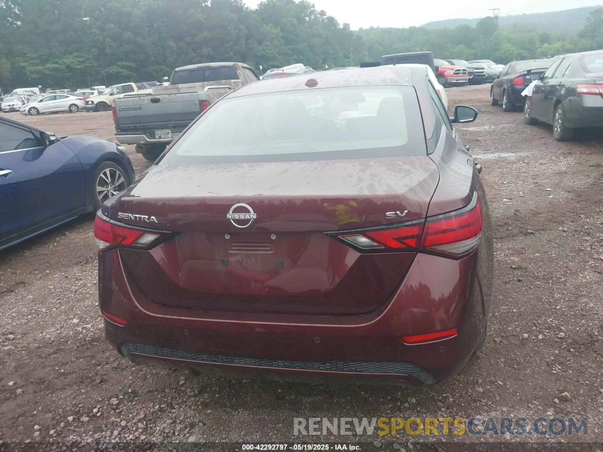 16 Photograph of a damaged car 3N1AB8CV4RY315054 NISSAN SENTRA 2024