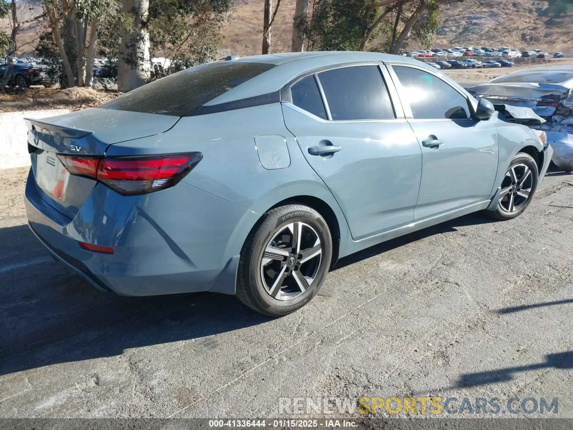 4 Фотография поврежденного автомобиля 3N1AB8CV5RY386747 NISSAN SENTRA 2024