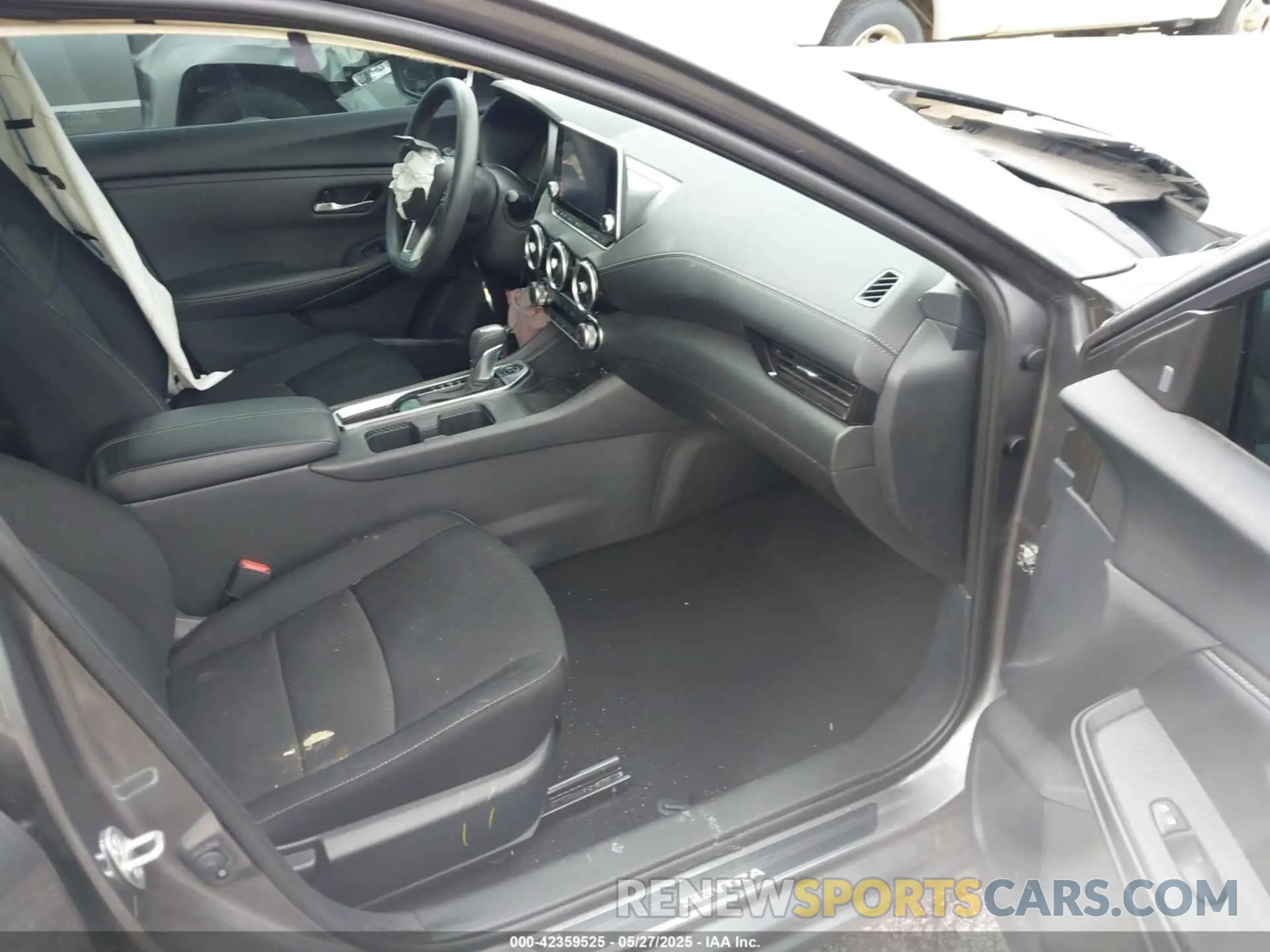 5 Фотография поврежденного автомобиля 3N1AB8CV6RY245413 NISSAN SENTRA 2024