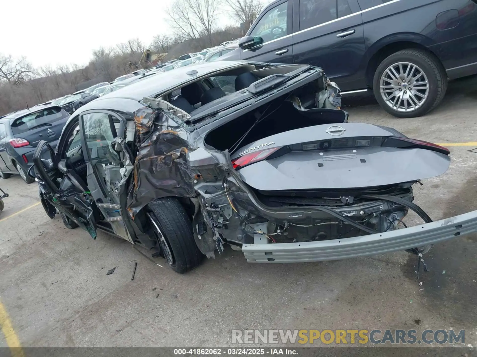 3 Photograph of a damaged car 3N1AB8CV6RY291310 NISSAN SENTRA 2024