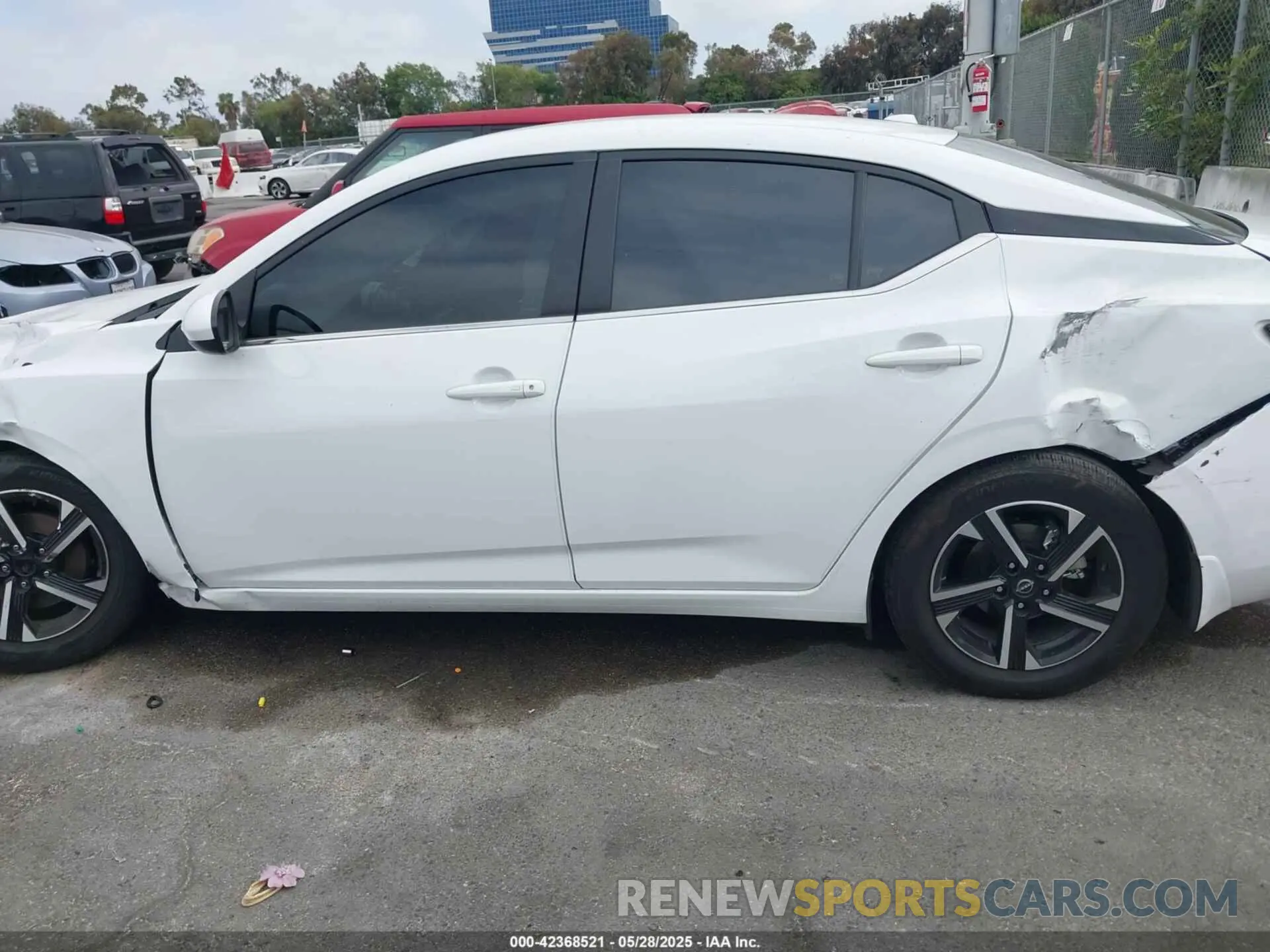 13 Фотография поврежденного автомобиля 3N1AB8CV6RY326752 NISSAN SENTRA 2024