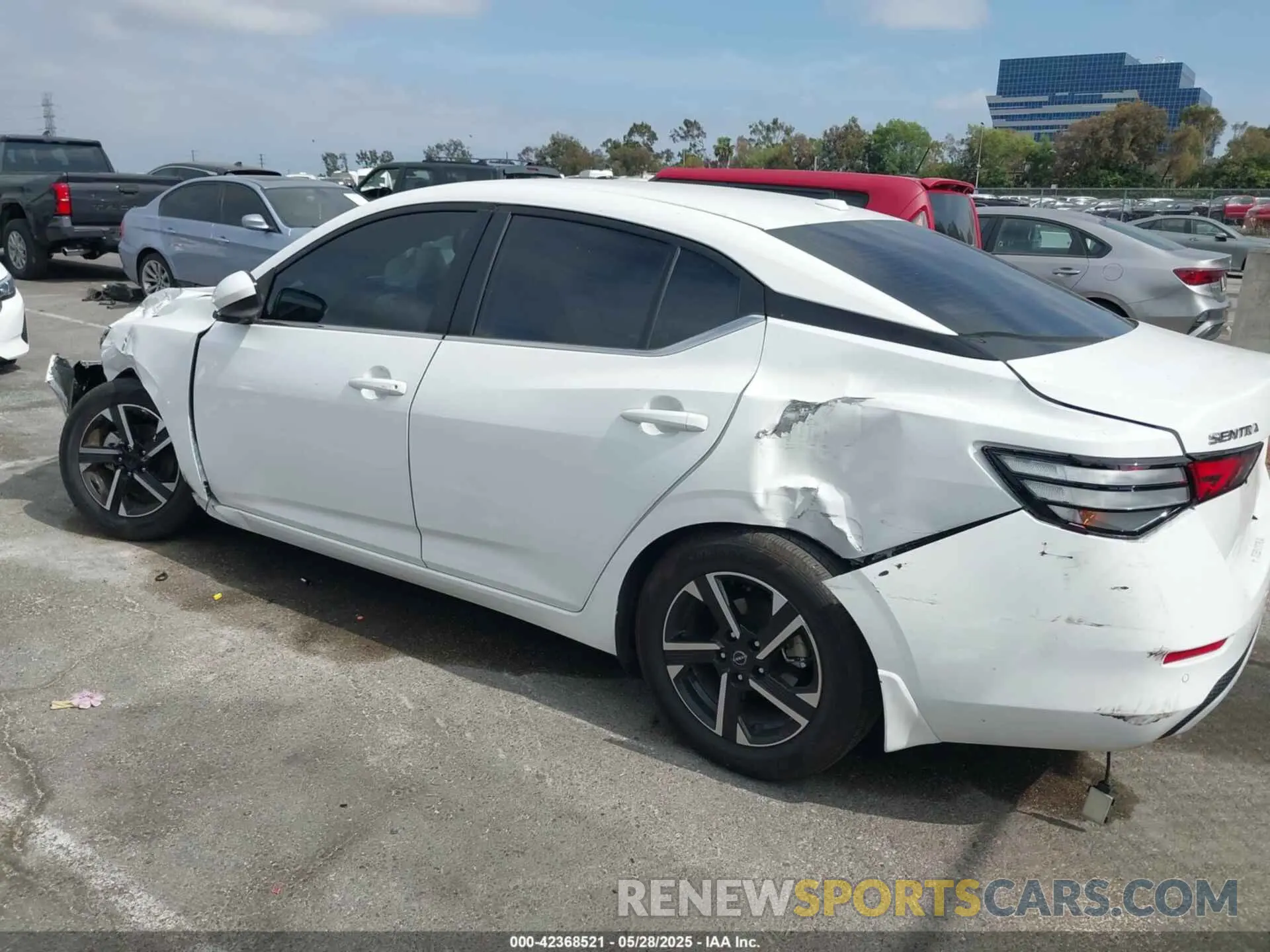 6 Фотография поврежденного автомобиля 3N1AB8CV6RY326752 NISSAN SENTRA 2024