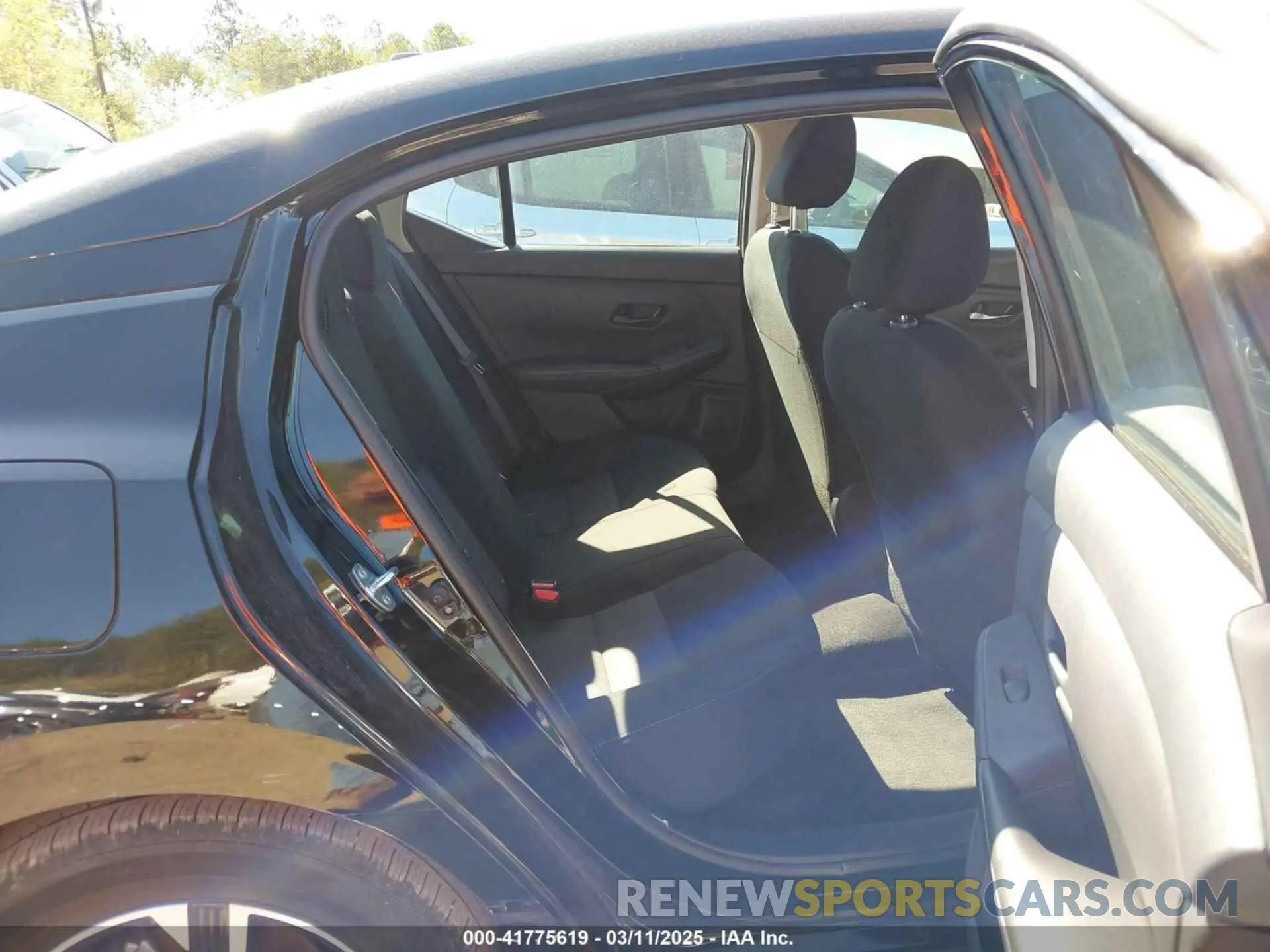 8 Photograph of a damaged car 3N1AB8CV7RY347397 NISSAN SENTRA 2024
