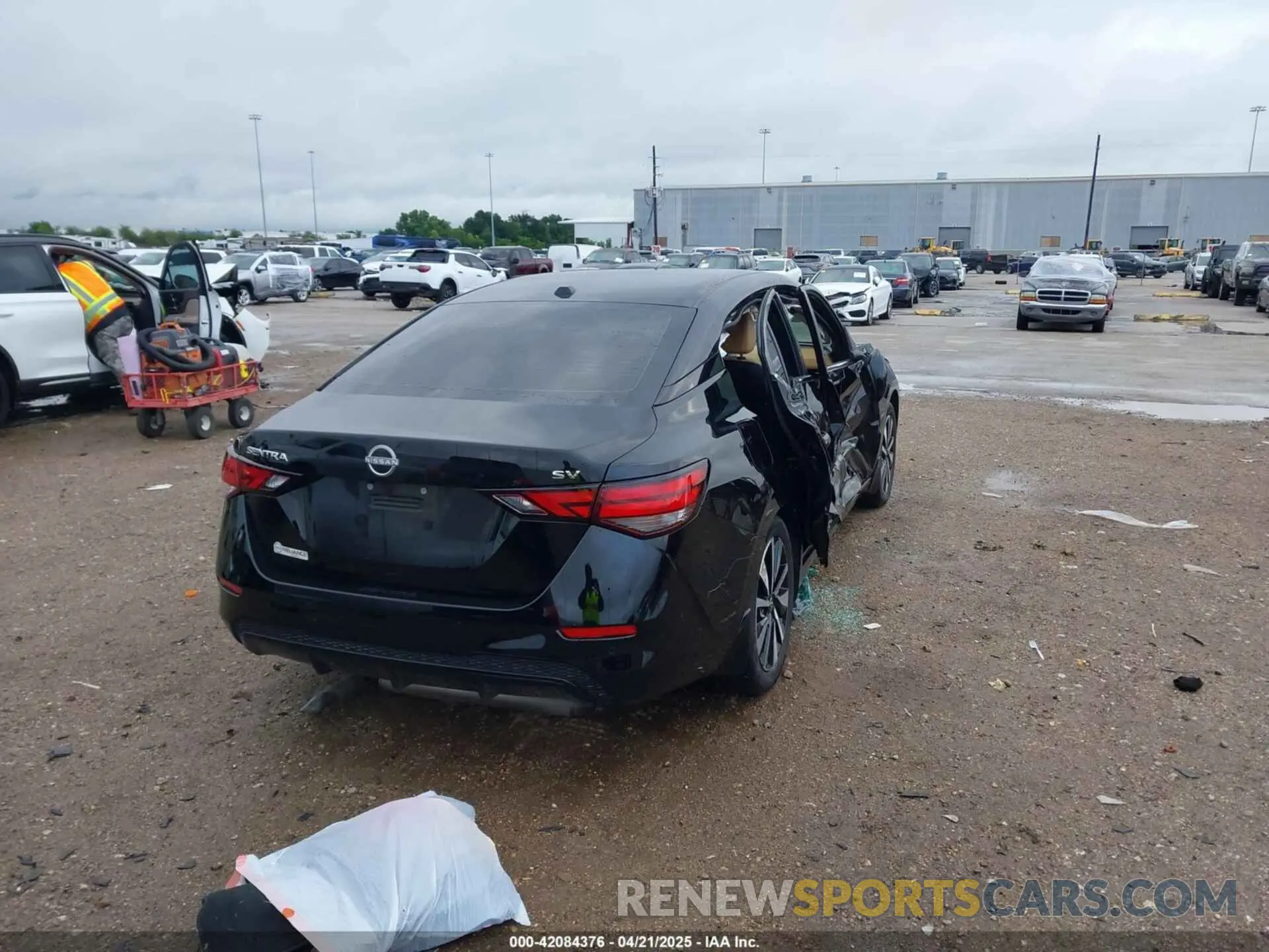 4 Photograph of a damaged car 3N1AB8CV8RY202031 NISSAN SENTRA 2024