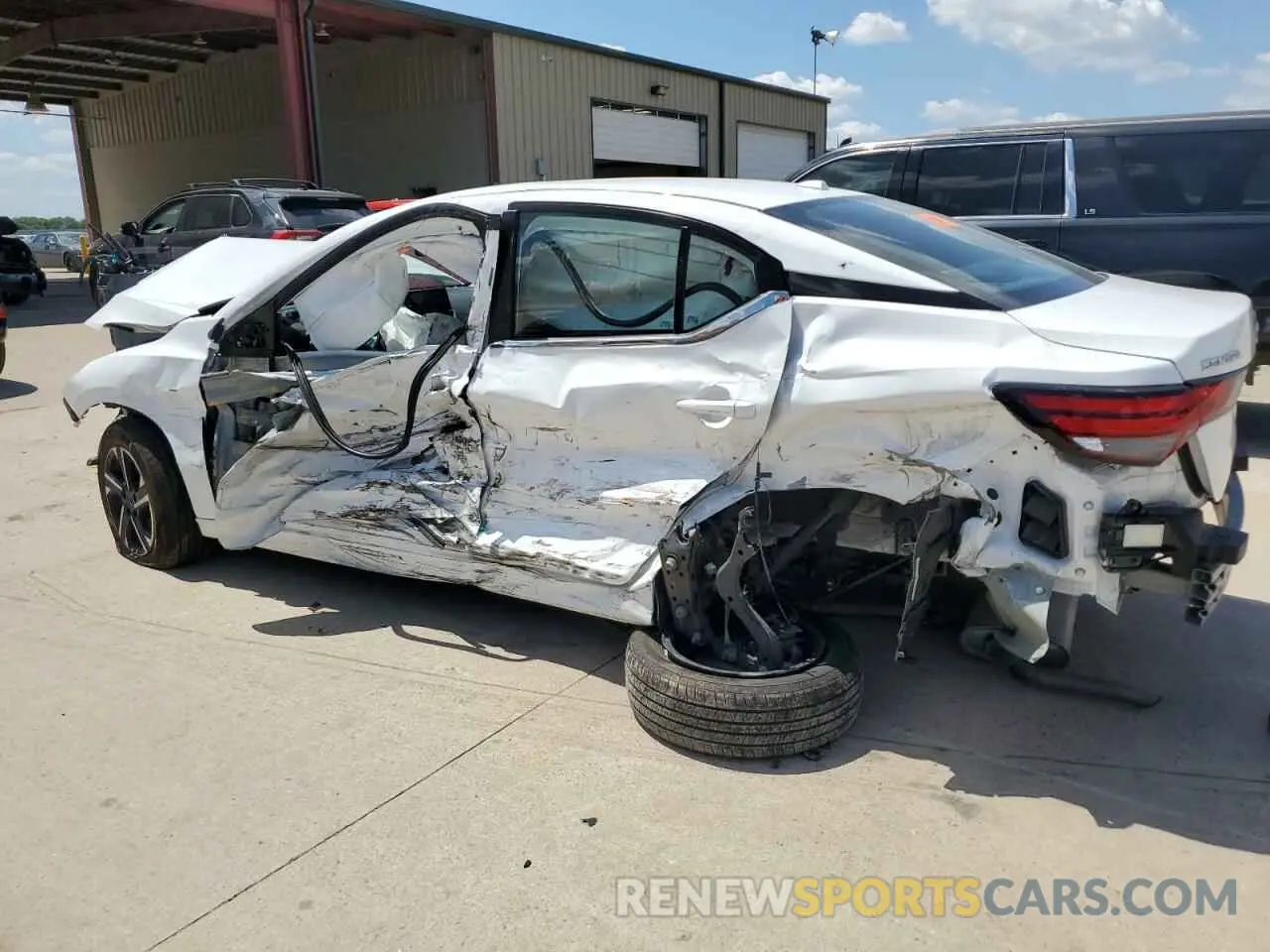 2 Photograph of a damaged car 3N1AB8CV8RY289039 NISSAN SENTRA 2024
