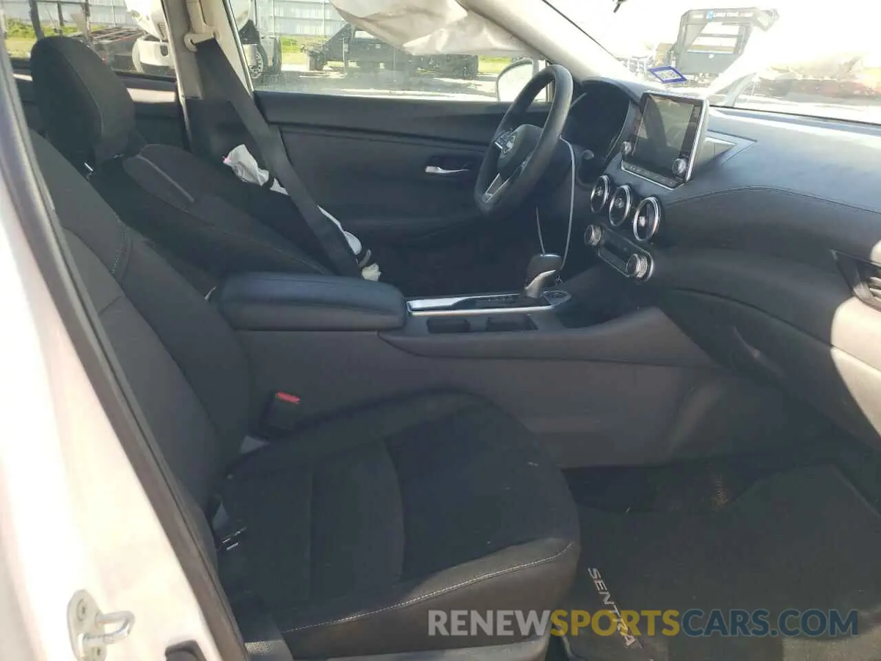7 Фотография поврежденного автомобиля 3N1AB8CV8RY294029 NISSAN SENTRA 2024