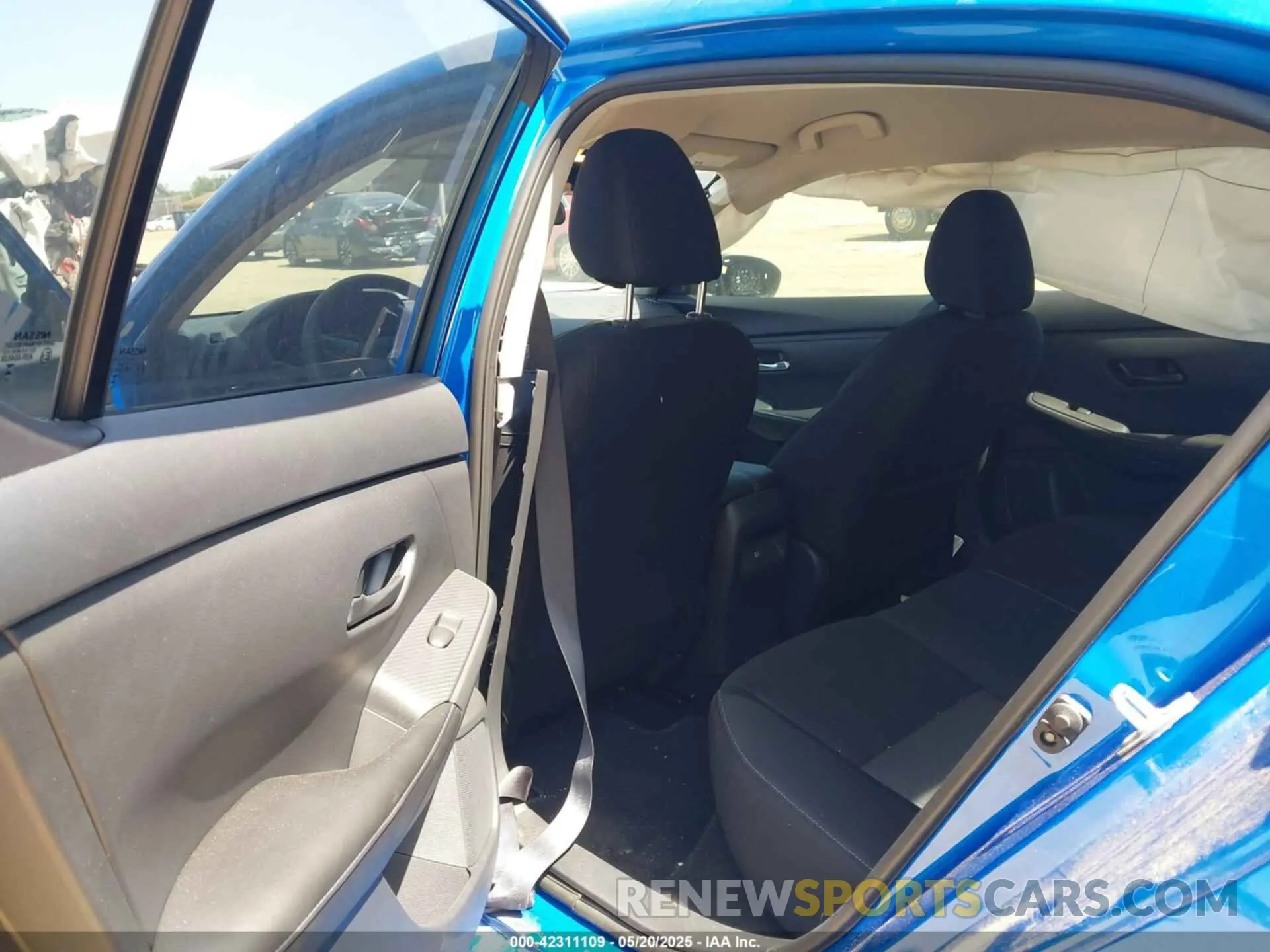 8 Фотография поврежденного автомобиля 3N1AB8CV8RY326834 NISSAN SENTRA 2024