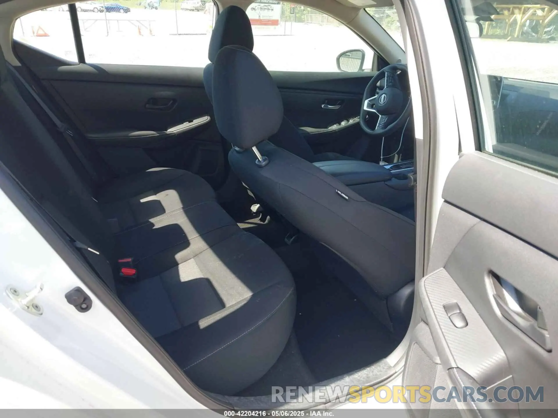 8 Photograph of a damaged car 3N1AB8CV9RY236589 NISSAN SENTRA 2024