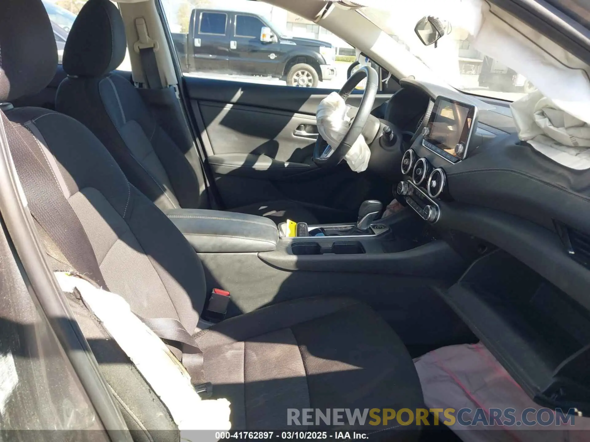 5 Фотография поврежденного автомобиля 3N1AB8CV9RY268278 NISSAN SENTRA 2024