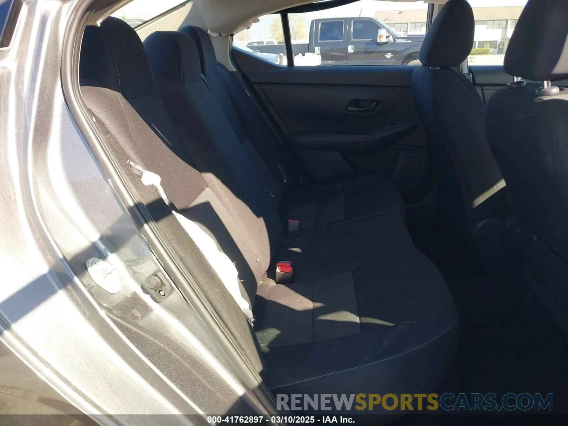 8 Фотография поврежденного автомобиля 3N1AB8CV9RY268278 NISSAN SENTRA 2024