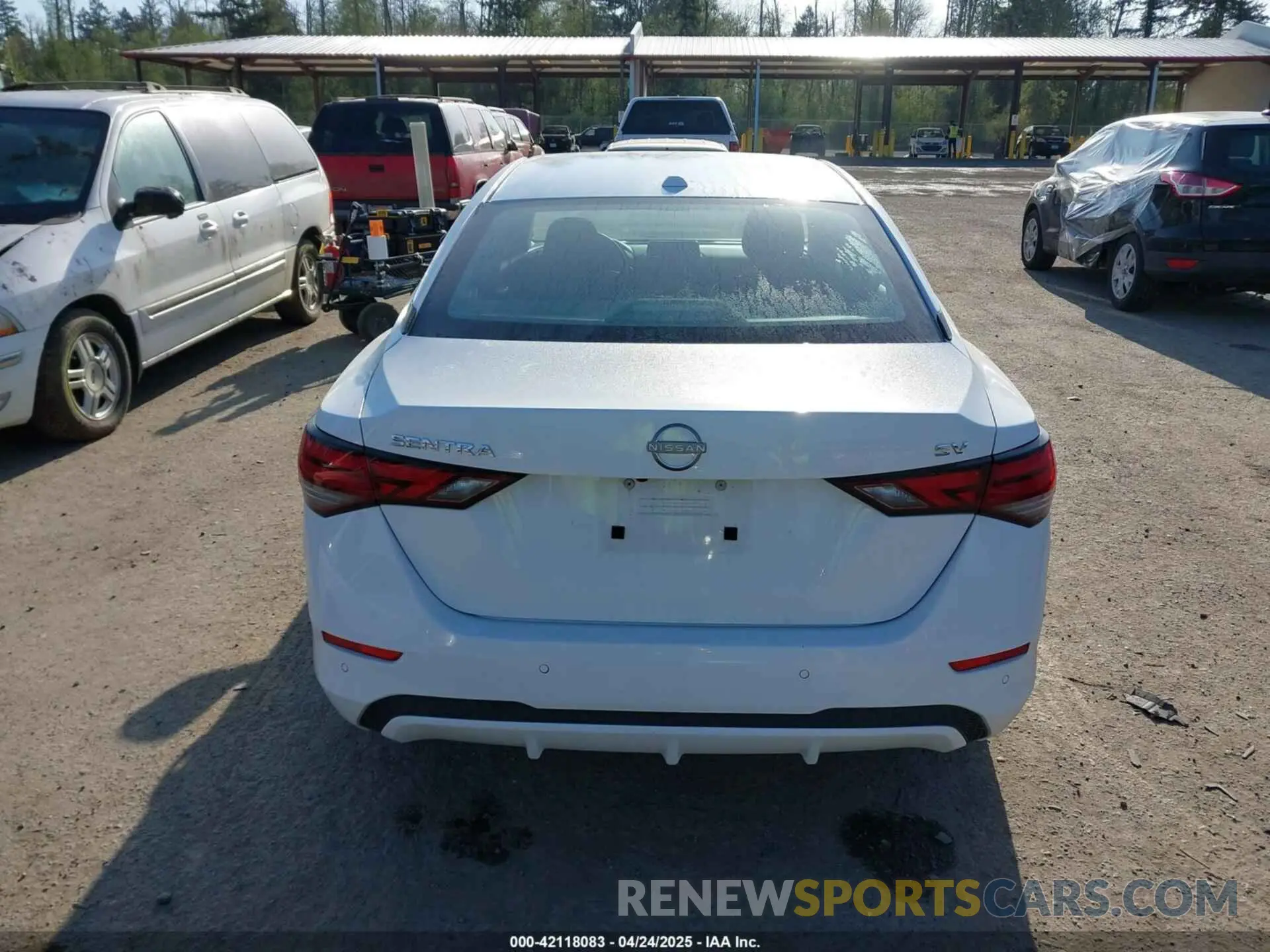 16 Photograph of a damaged car 3N1AB8CV9RY290717 NISSAN SENTRA 2024