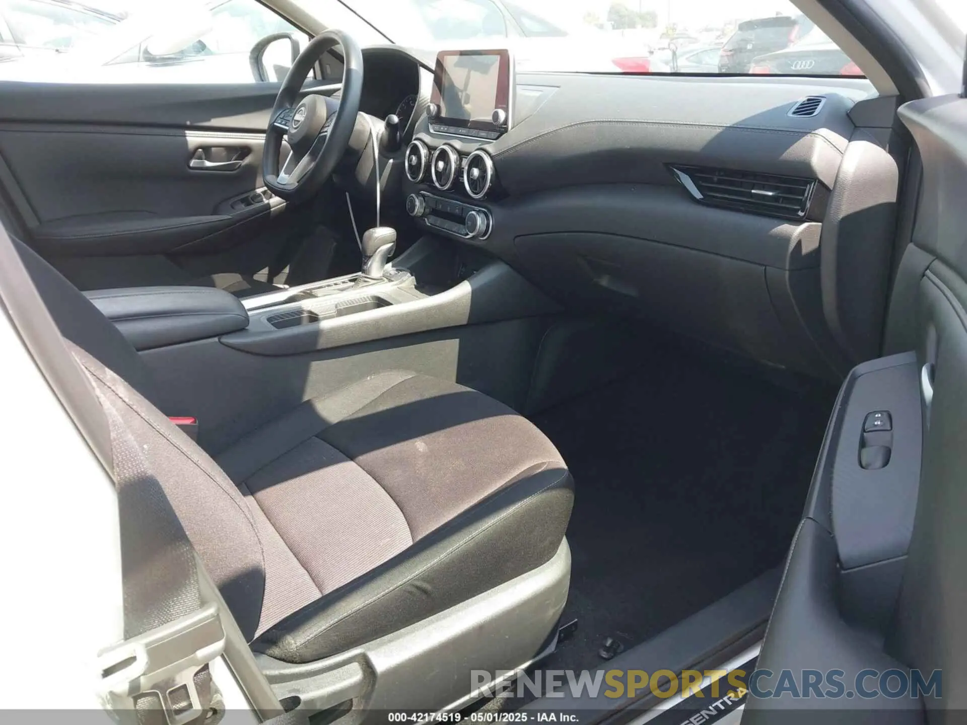 5 Фотография поврежденного автомобиля 3N1AB8CV9RY308388 NISSAN SENTRA 2024