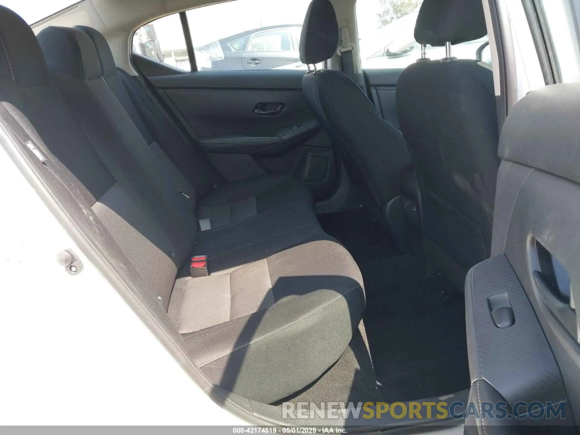 8 Фотография поврежденного автомобиля 3N1AB8CV9RY308388 NISSAN SENTRA 2024