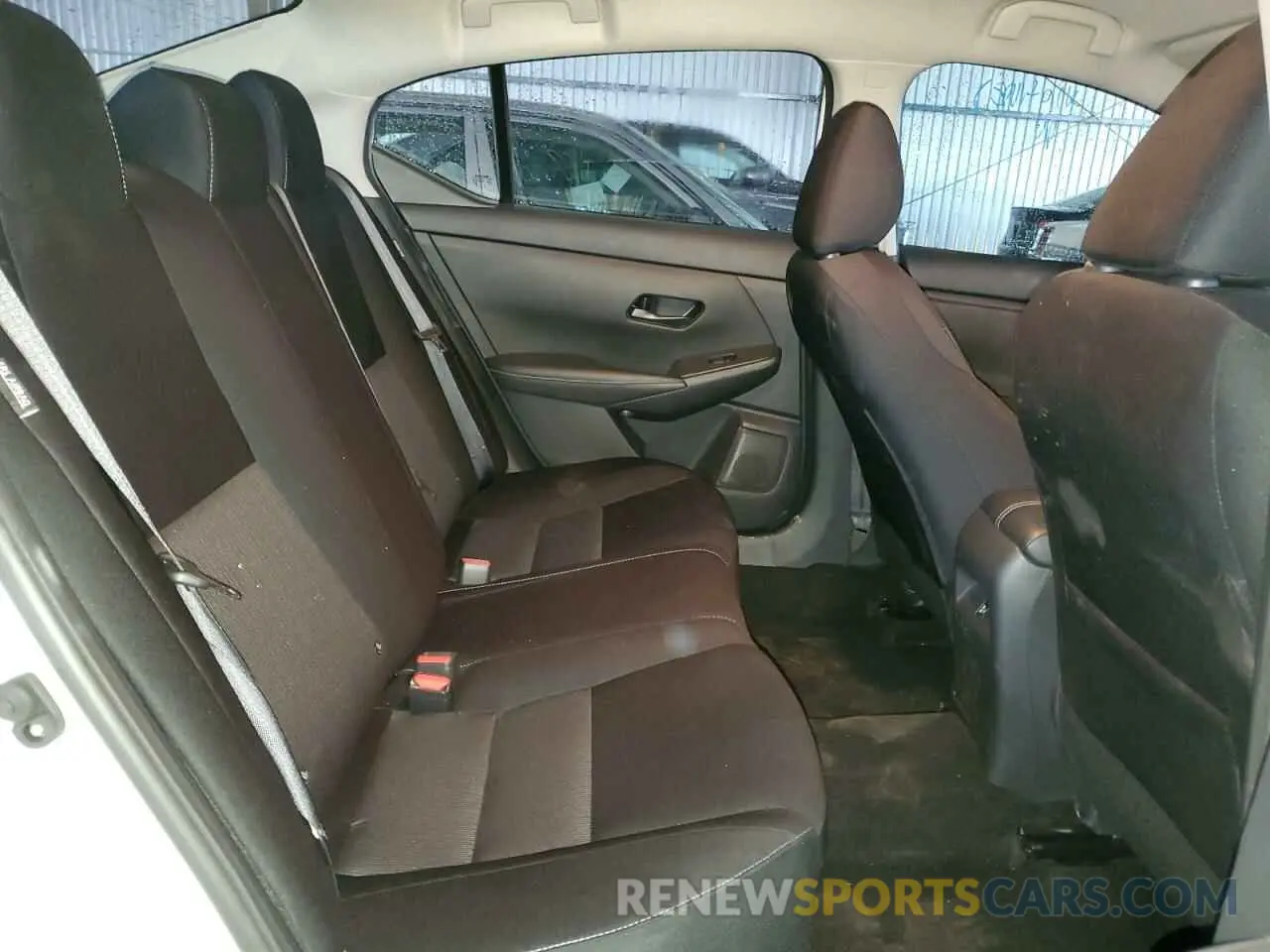 10 Photograph of a damaged car 3N1AB8CV9RY333906 NISSAN SENTRA 2024