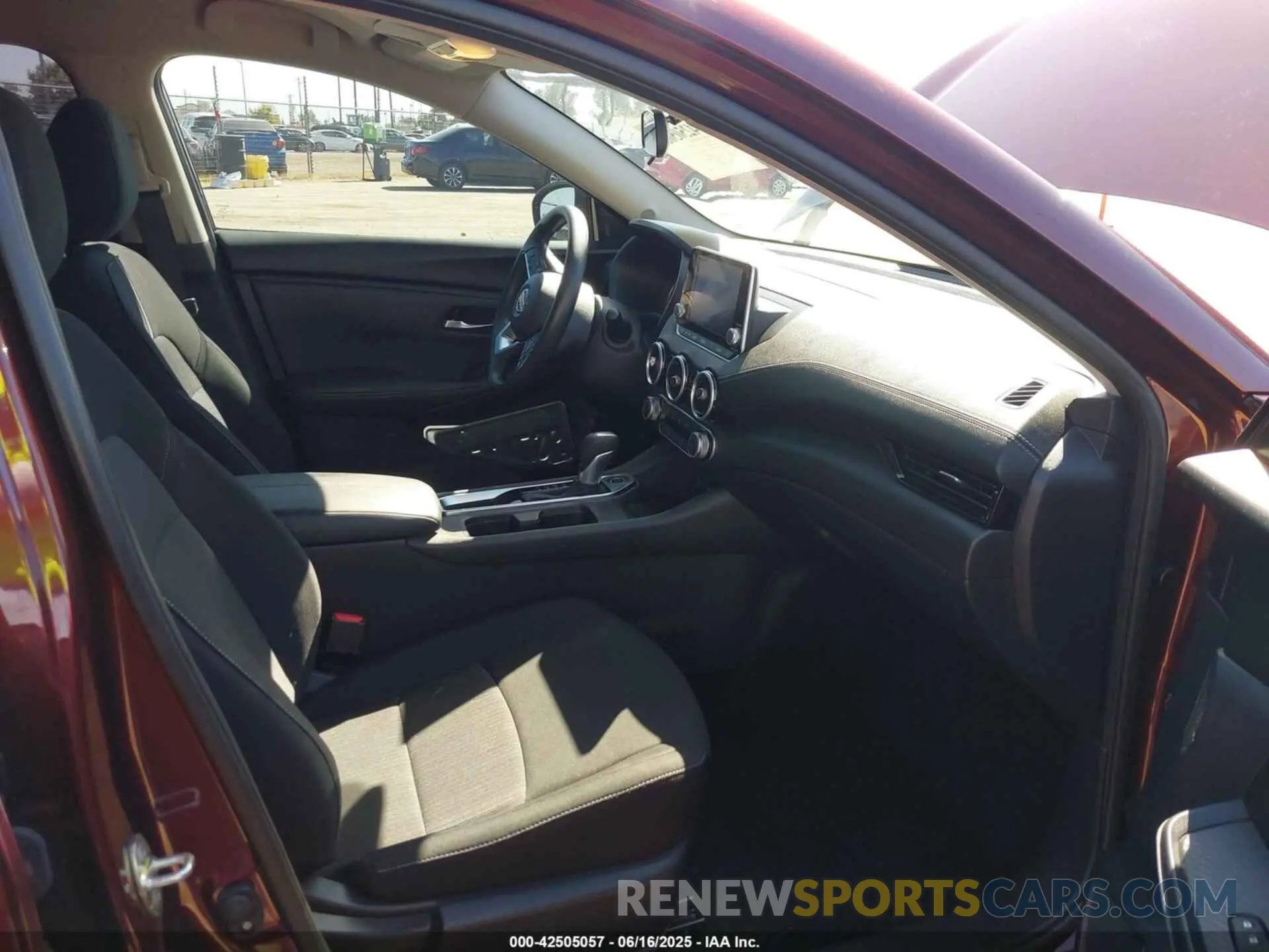 5 Фотография поврежденного автомобиля 3N1AB8CV9RY379302 NISSAN SENTRA 2024