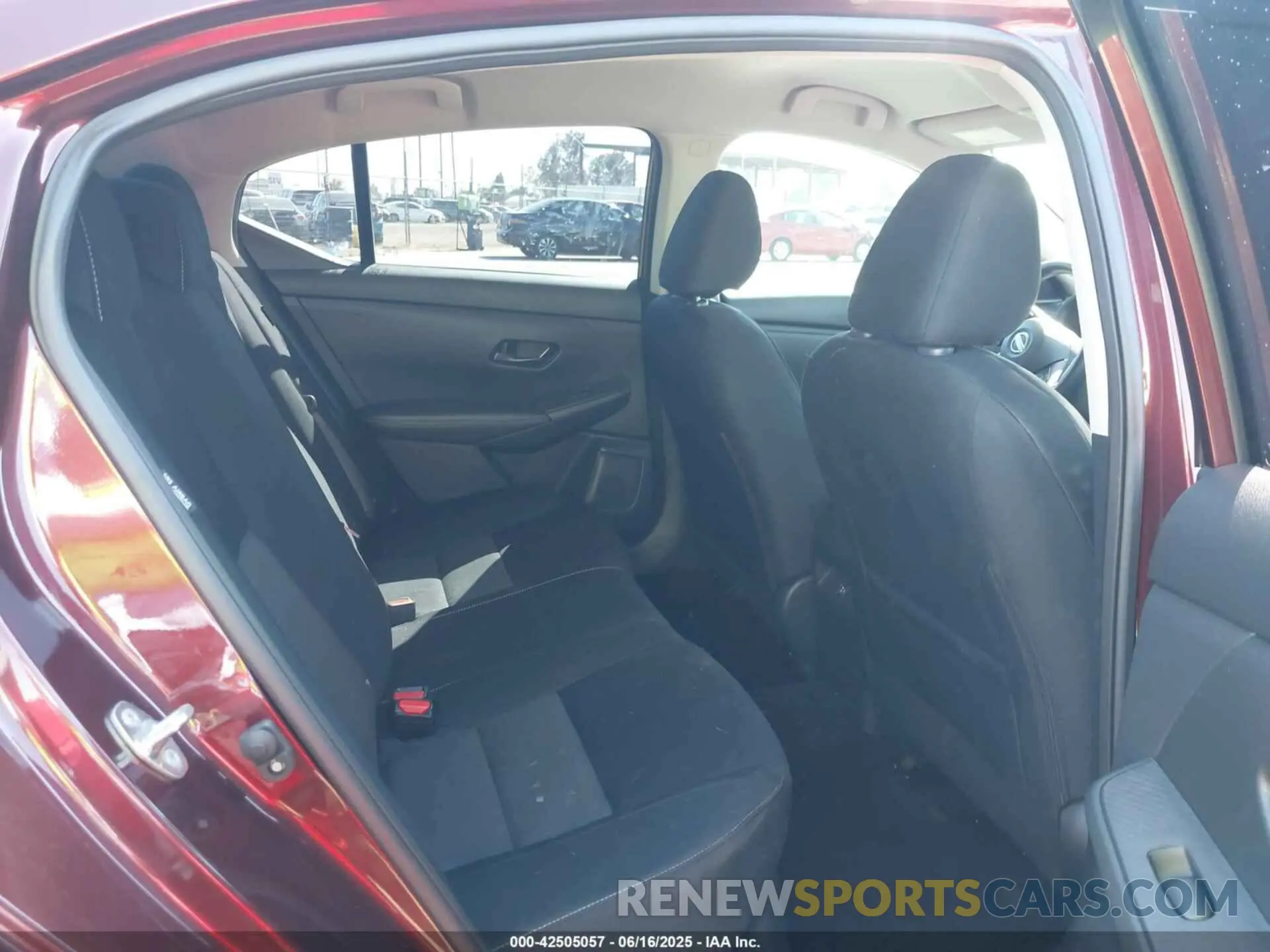 8 Фотография поврежденного автомобиля 3N1AB8CV9RY379302 NISSAN SENTRA 2024