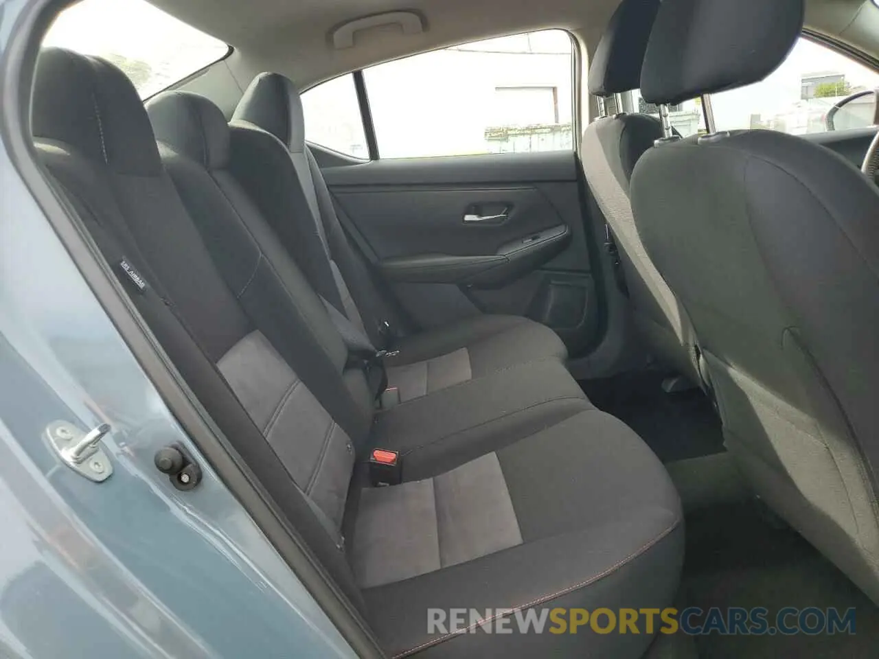 10 Фотография поврежденного автомобиля 3N1AB8DV0RY388095 NISSAN SENTRA 2024