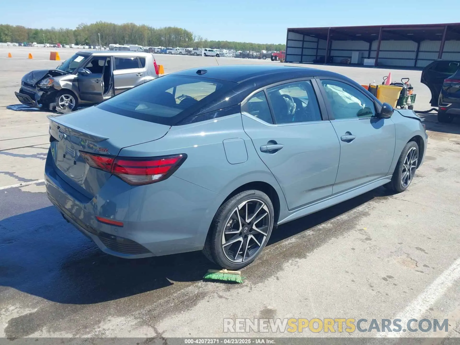 4 Фотография поврежденного автомобиля 3N1AB8DV1RY363478 NISSAN SENTRA 2024