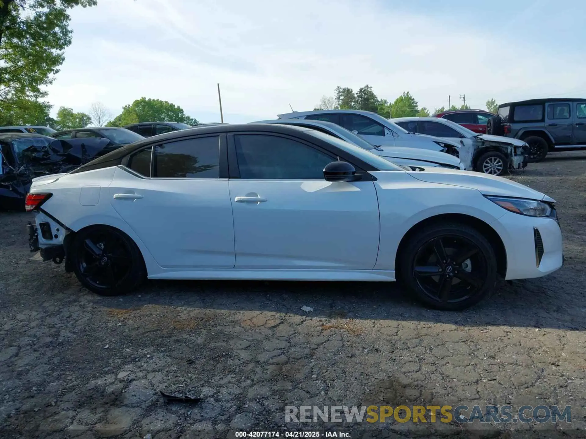 13 Фотография поврежденного автомобиля 3N1AB8DV4RY256649 NISSAN SENTRA 2024