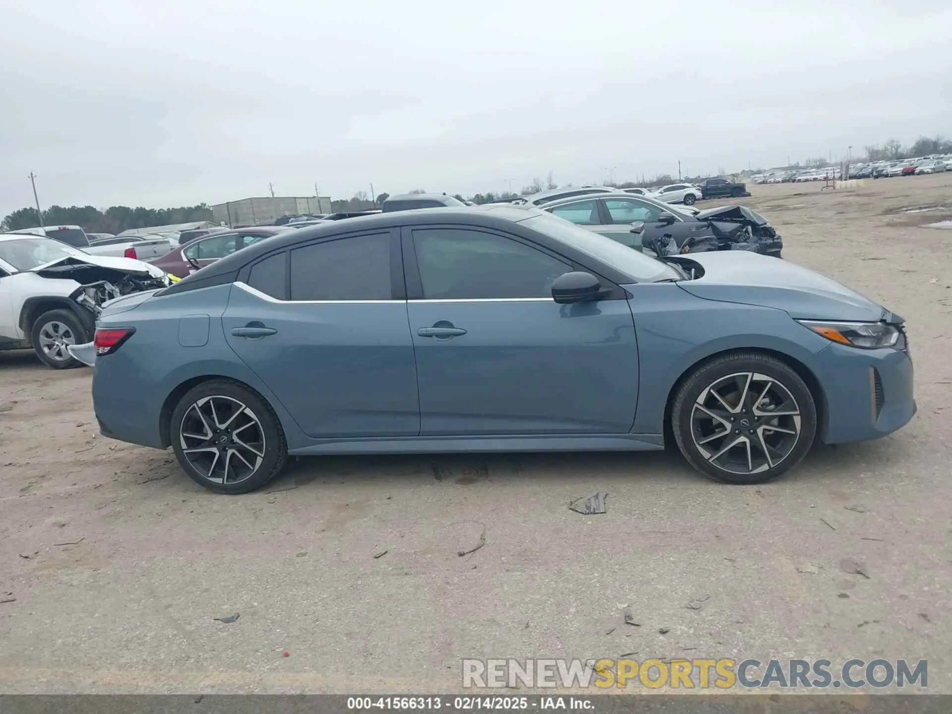 13 Фотография поврежденного автомобиля 3N1AB8DV4RY288095 NISSAN SENTRA 2024