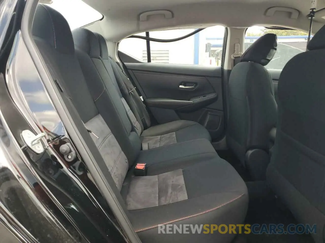 10 Фотография поврежденного автомобиля 3N1AB8DV5RY335778 NISSAN SENTRA 2024