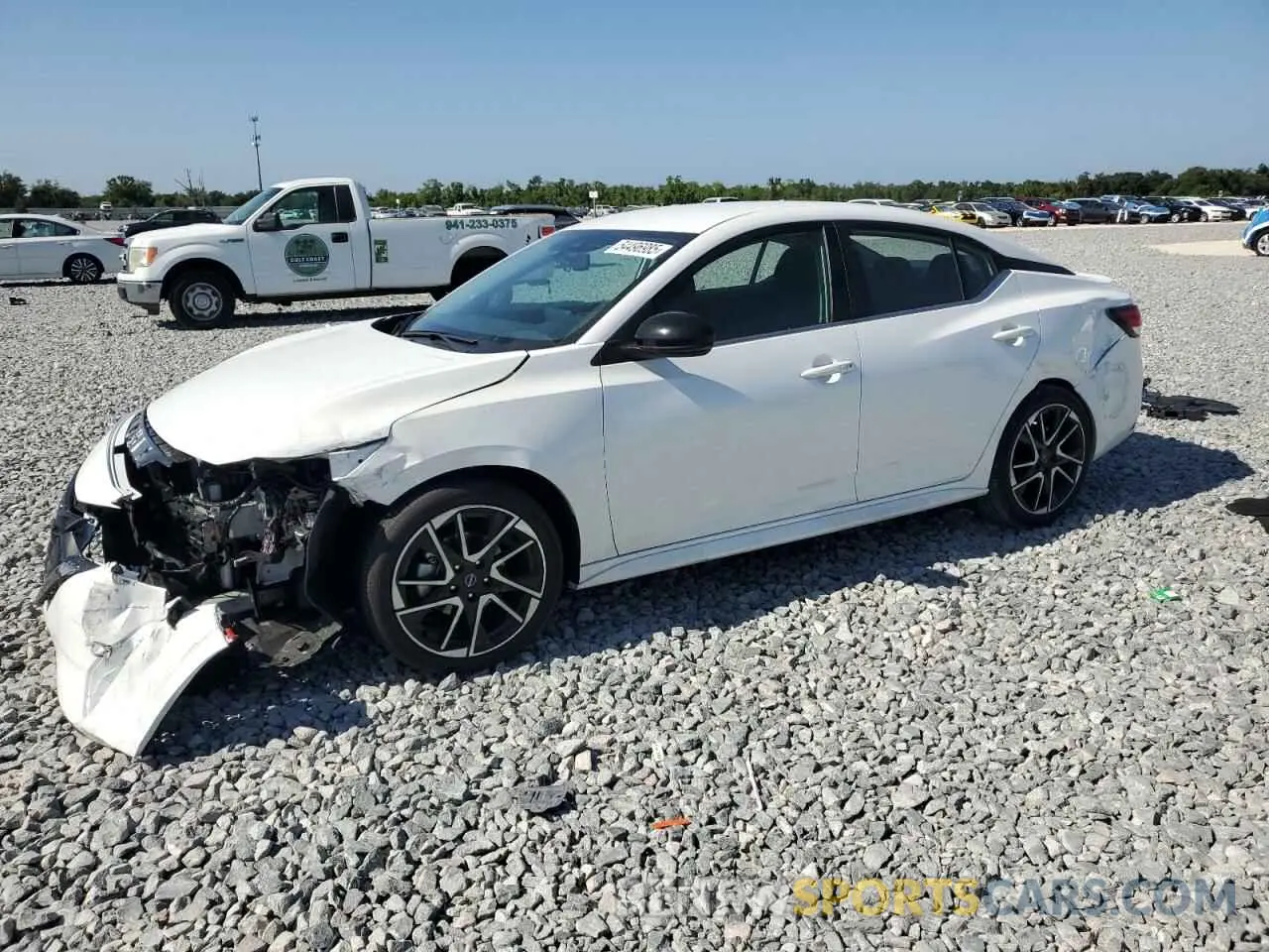 1 Фотография поврежденного автомобиля 3N1AB8DV6RY321615 NISSAN SENTRA 2024