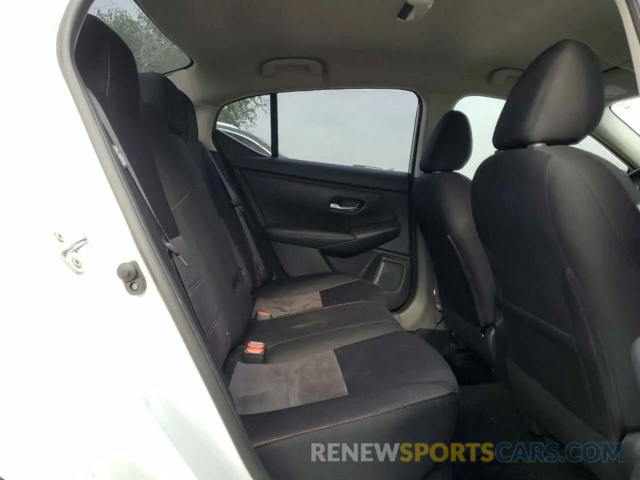 10 Фотография поврежденного автомобиля 3N1AB8DV8RY363199 NISSAN SENTRA 2024