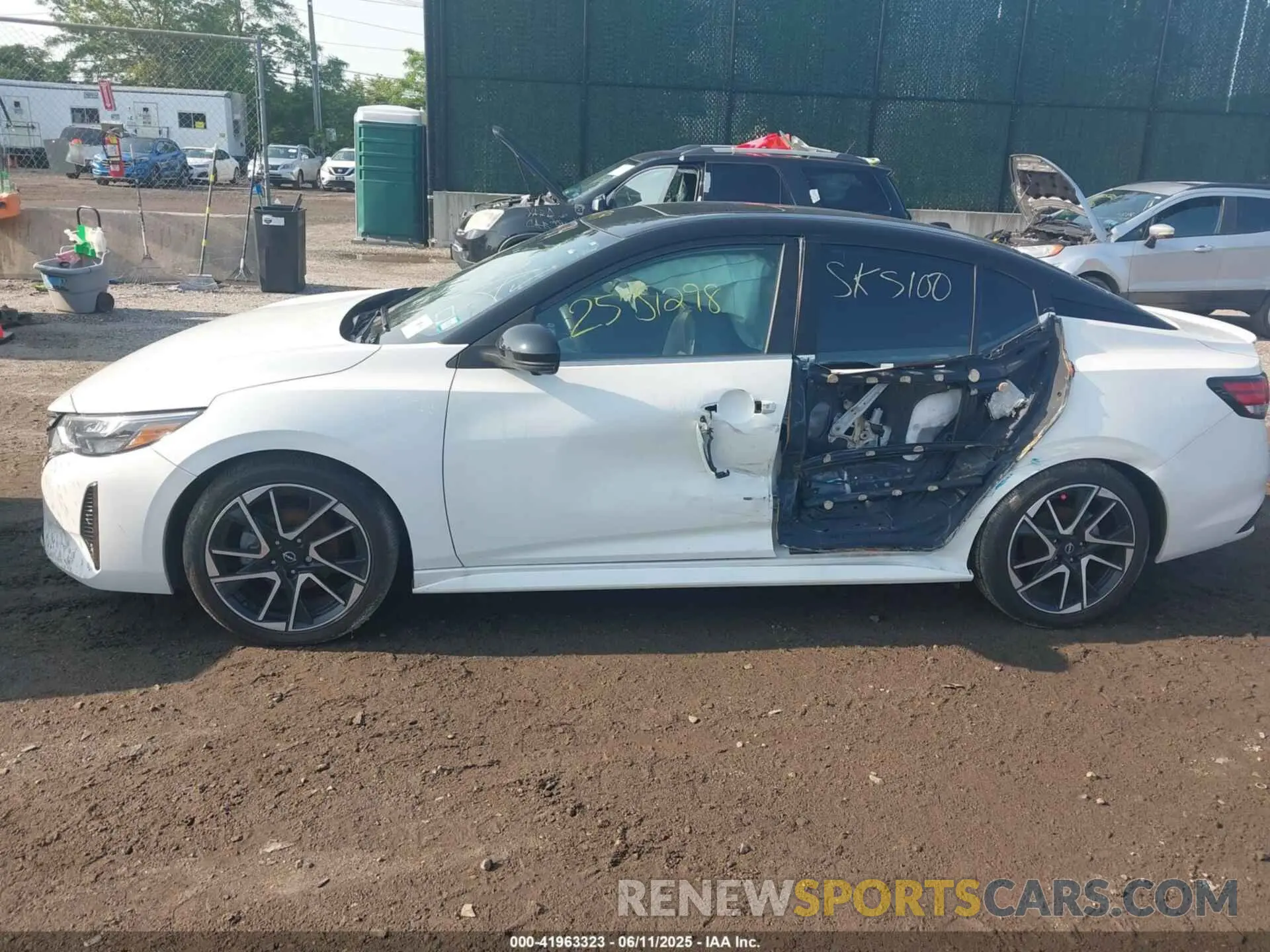 14 Photograph of a damaged car 3N1AB8DV9RY201601 NISSAN SENTRA 2024