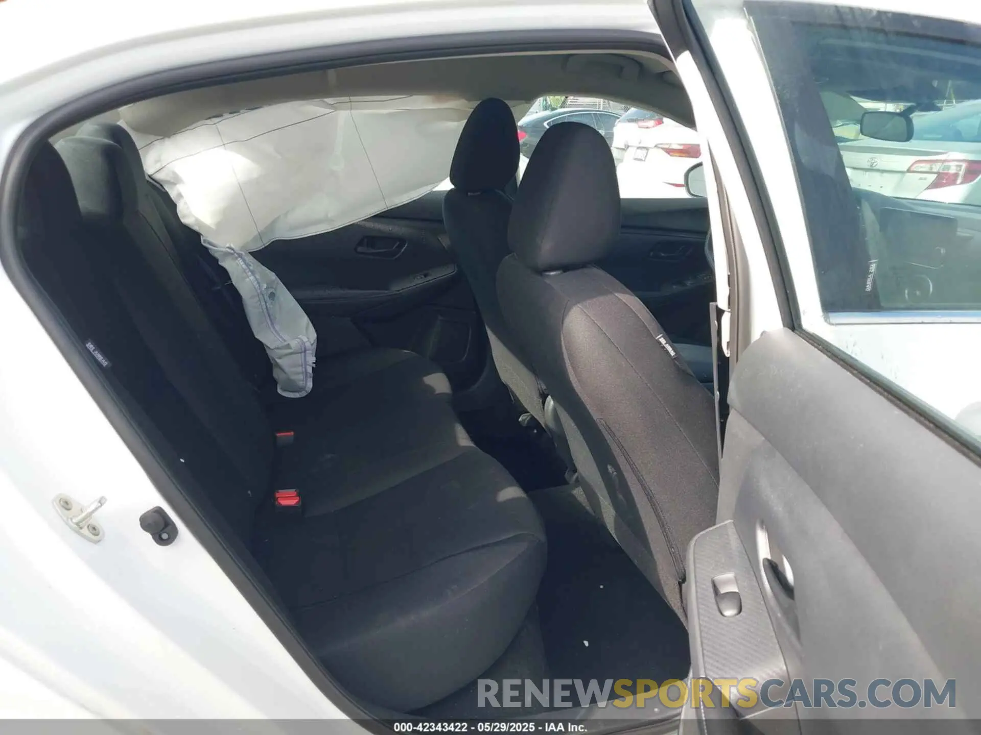8 Photograph of a damaged car 3N1AB8BV1SY253796 NISSAN SENTRA 2025