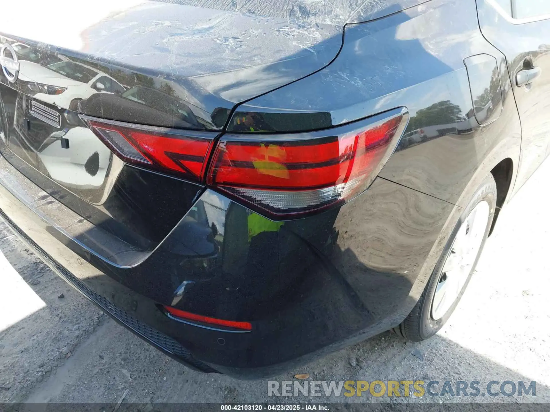 4 Фотография поврежденного автомобиля 3N1AB8BV3SY317384 NISSAN SENTRA 2025