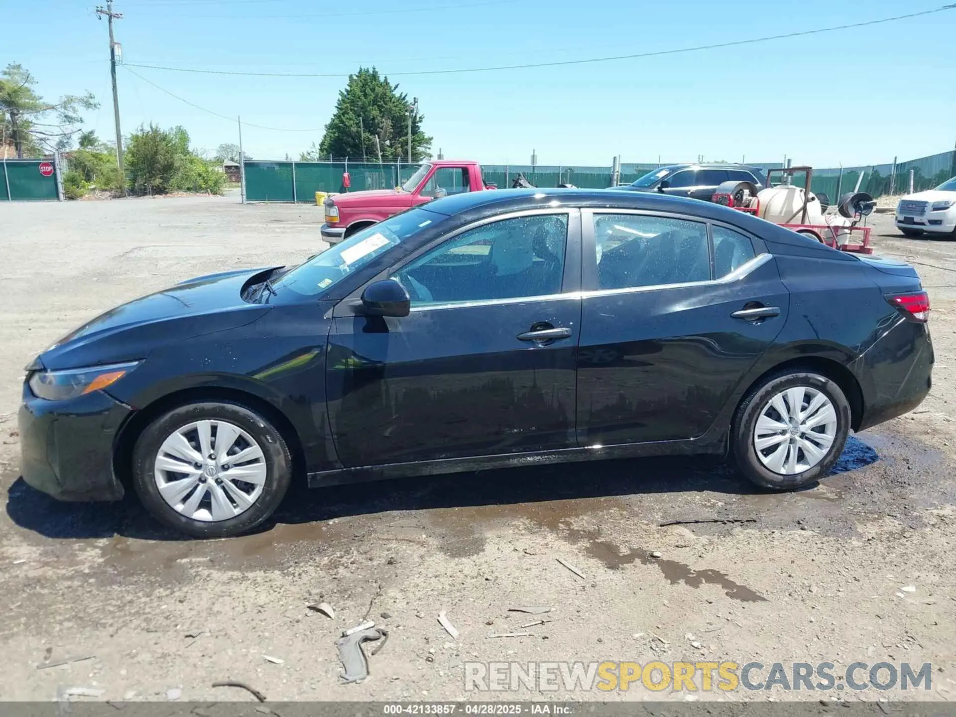 14 Фотография поврежденного автомобиля 3N1AB8BV6SY207817 NISSAN SENTRA 2025