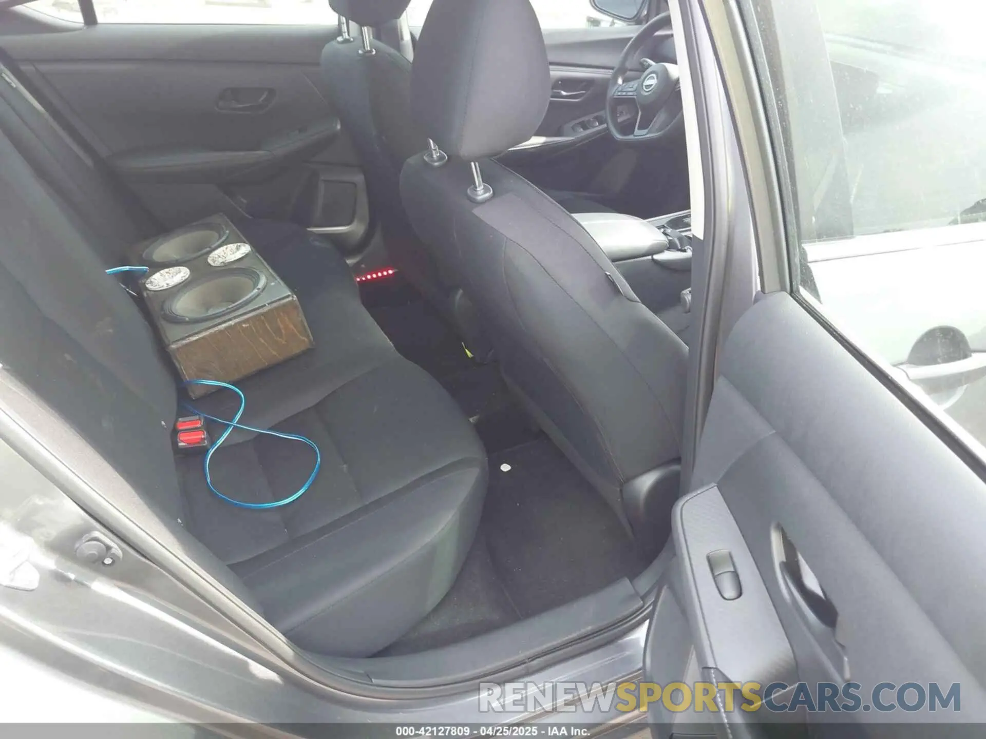 8 Фотография поврежденного автомобиля 3N1AB8BV6SY270013 NISSAN SENTRA 2025