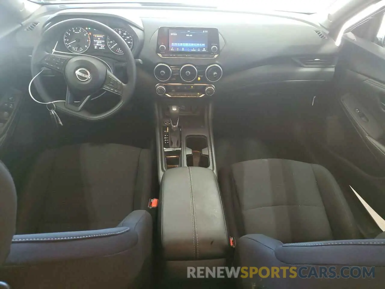 8 Фотография поврежденного автомобиля 3N1AB8BV8SY311886 NISSAN SENTRA 2025